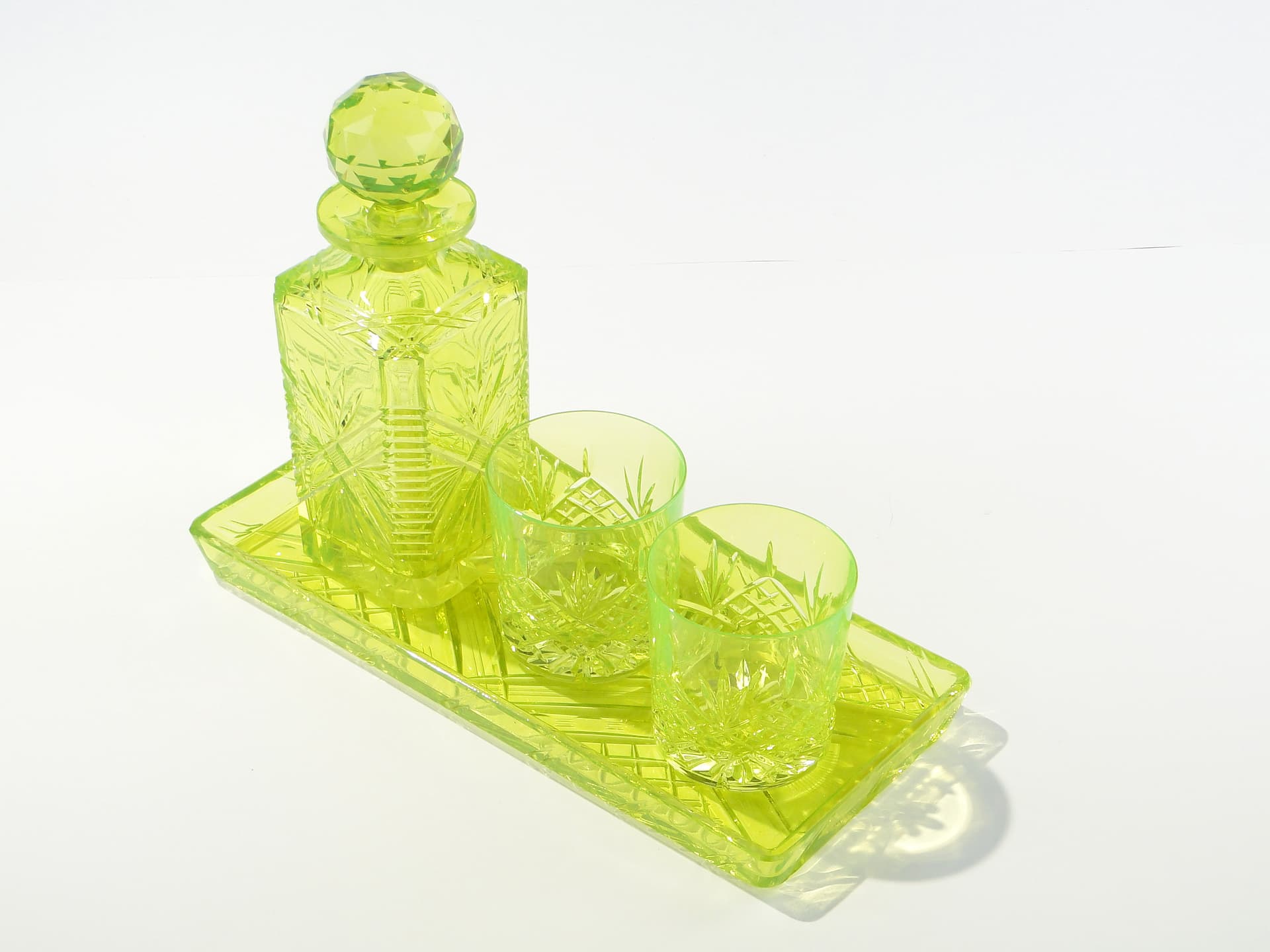 Zestaw do alkoholu, karafka i szklanki szkło uranowe - 159297