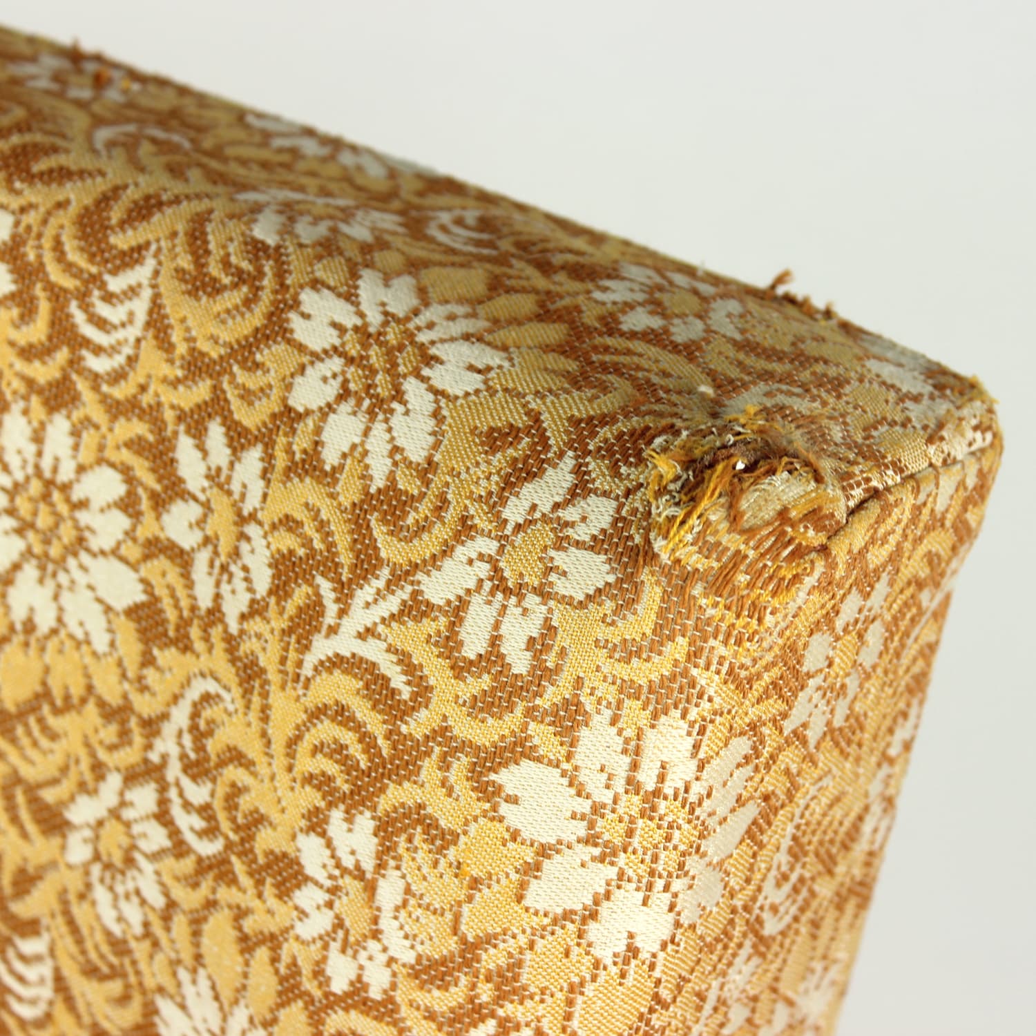 Fotel wingchair żółty, TON, Czechosłowacja, lata 60. - 159428