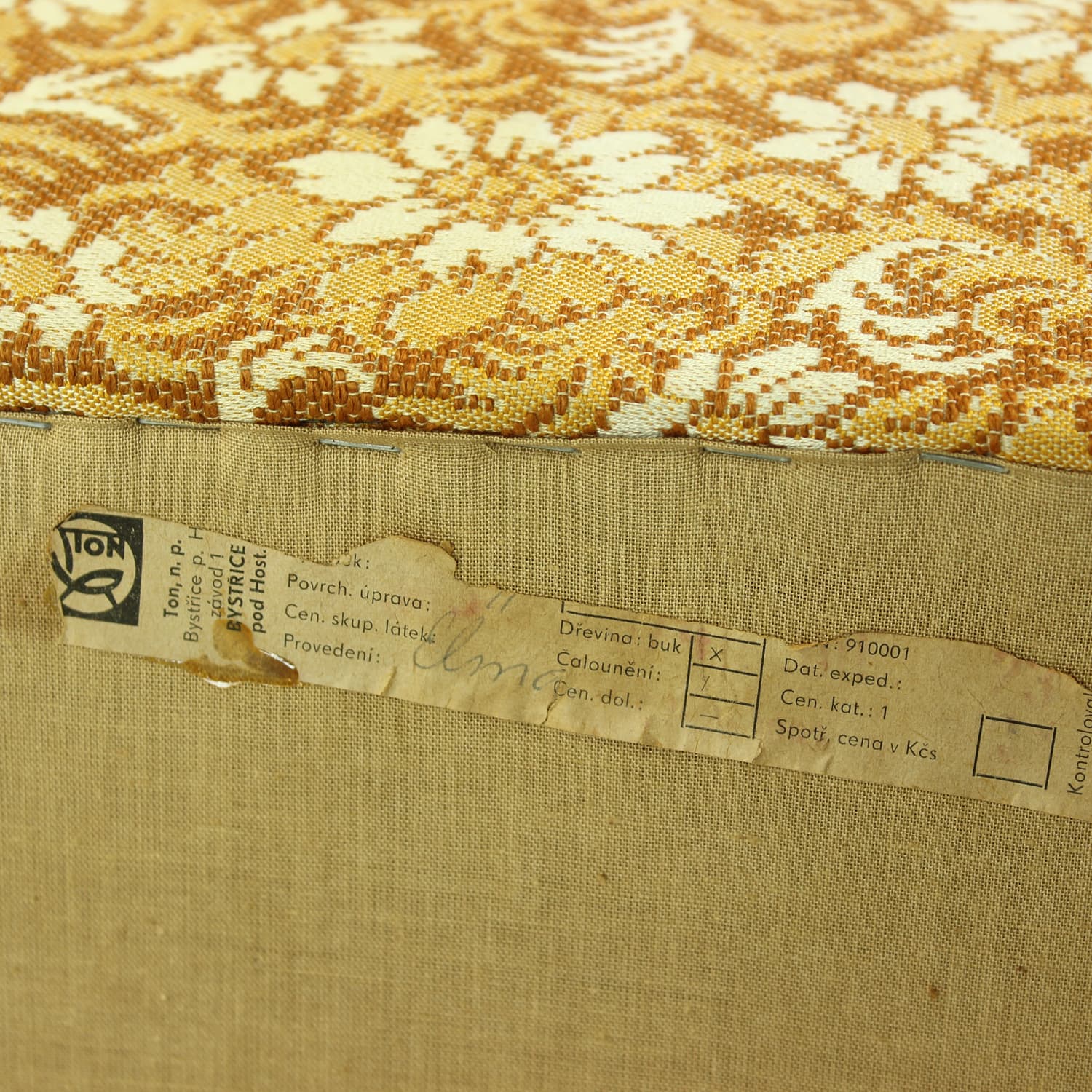 Fotel wingchair żółty, TON, Czechosłowacja, lata 60. - 159433