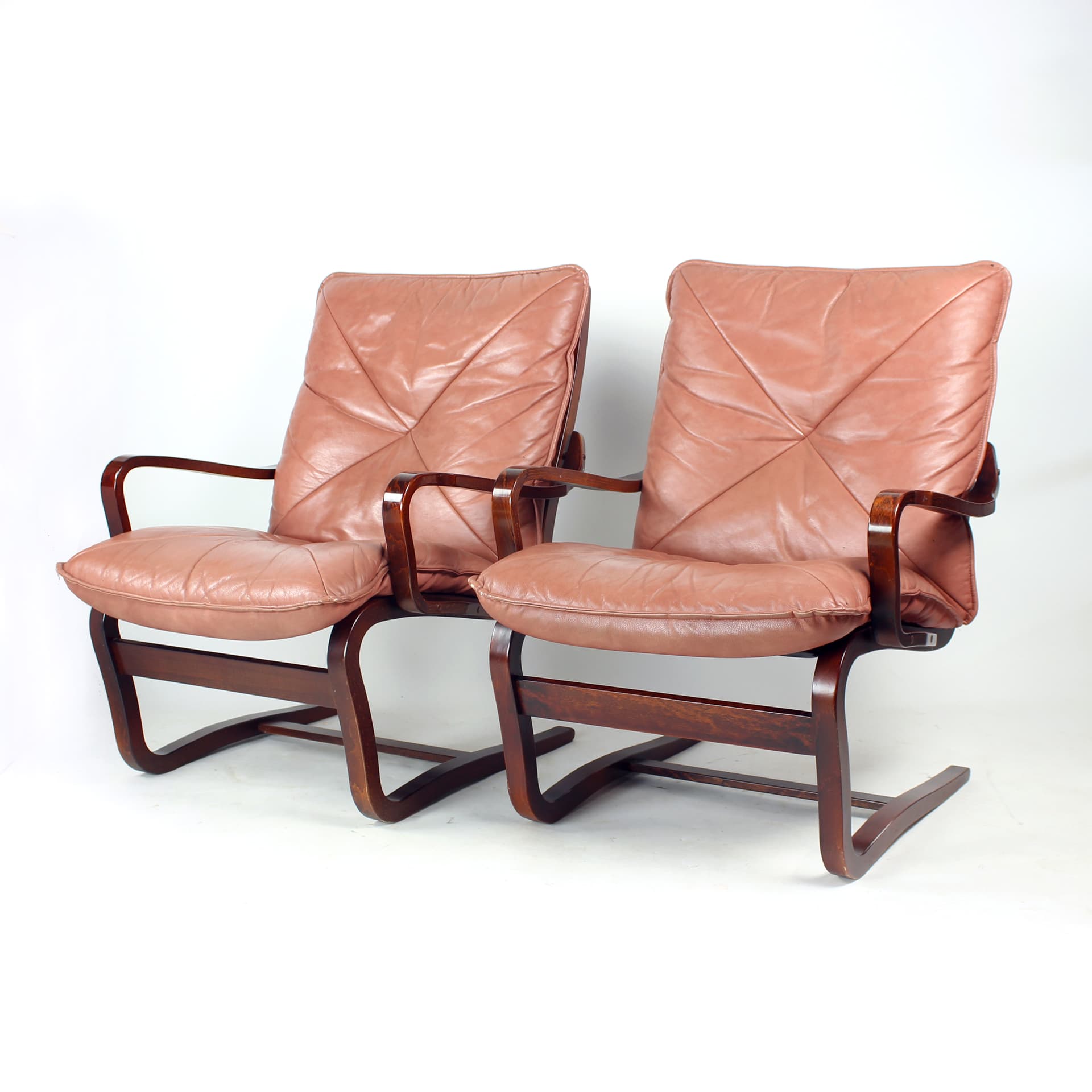 Armchair, modernist, pink natural leather, walnut, J.M. Birking & Co., Denmark, 1970s. - 159449
