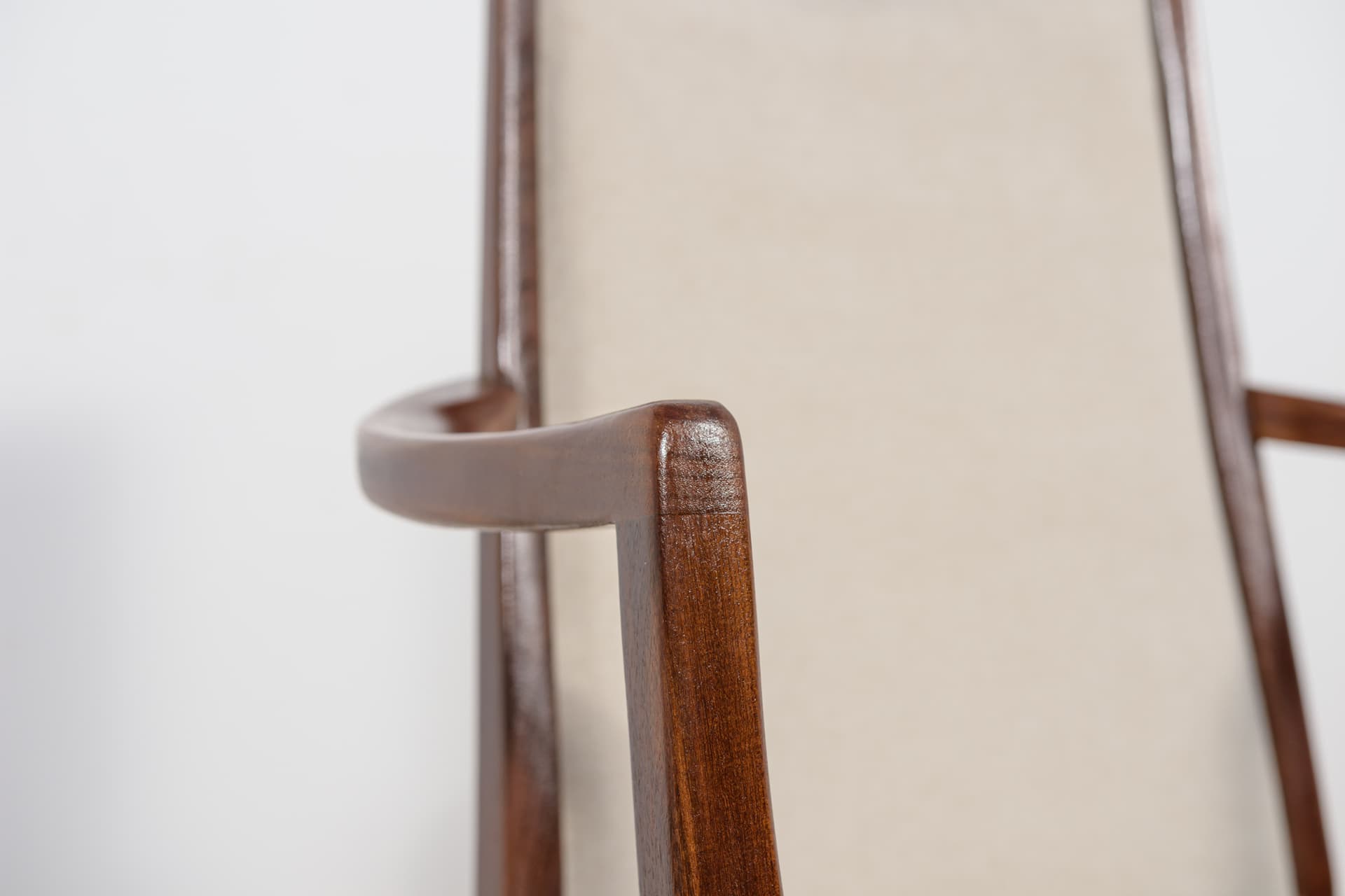 Komplet sześciu krzeseł i dwóch foteli, teak, kremowy, proj. L. Dandy, G-Plan, Wielka Brytania, lata 60. - 159593