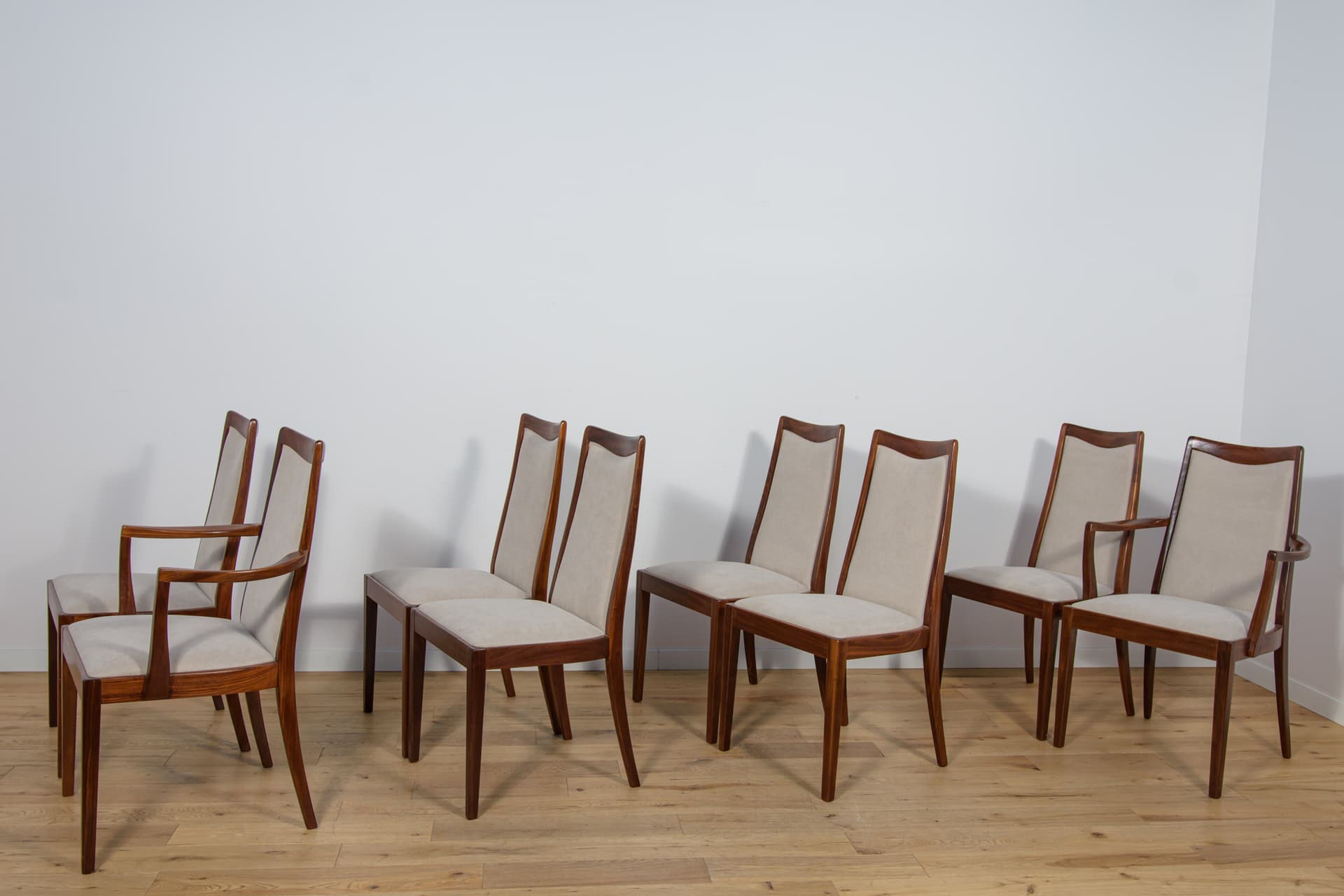 Komplet sześciu krzeseł i dwóch foteli, teak, kremowy, proj. L. Dandy, G-Plan, Wielka Brytania, lata 60. - 159584