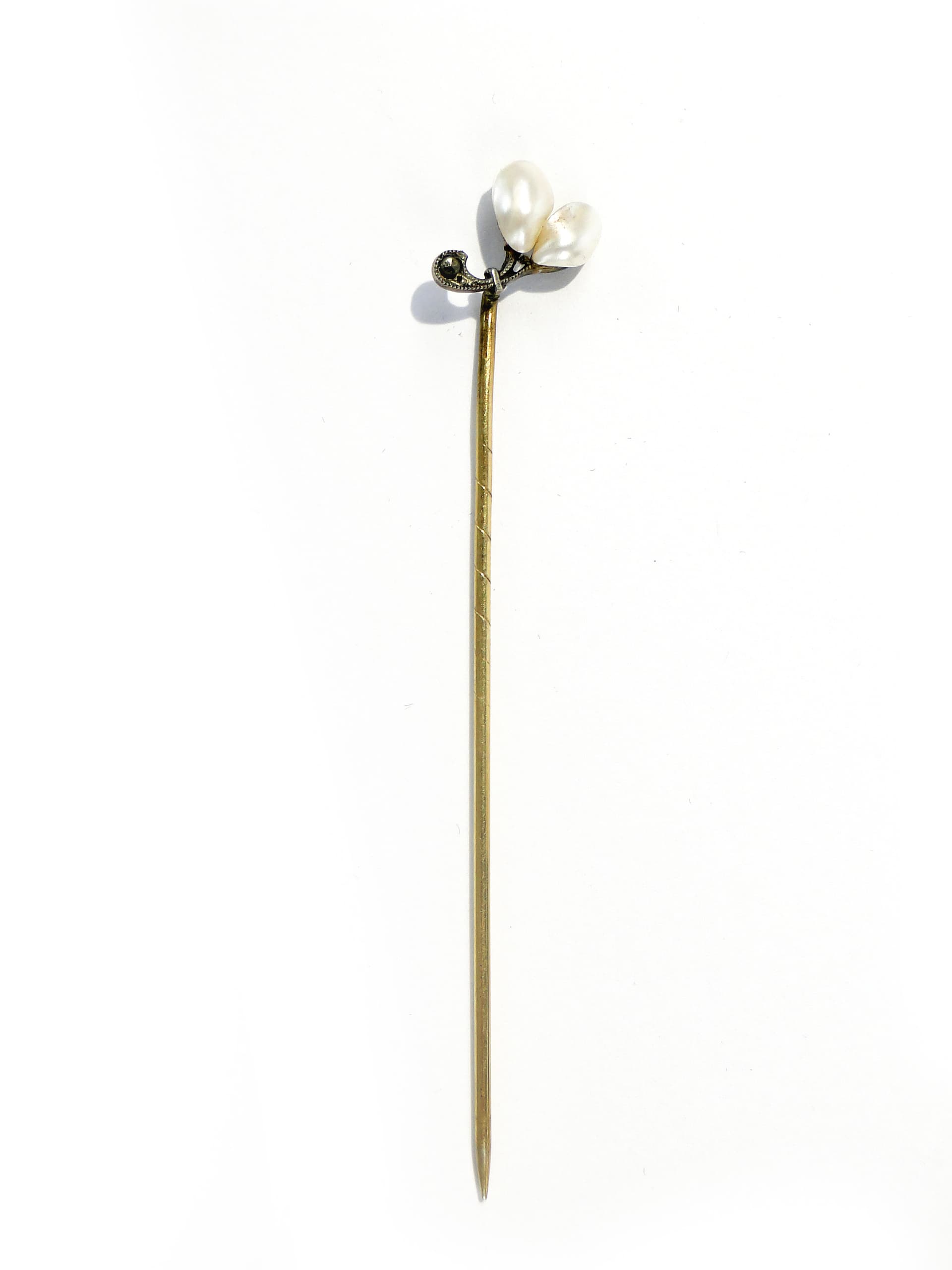 Szpilka dekoracyjna z przełomu wieku XIX i XX