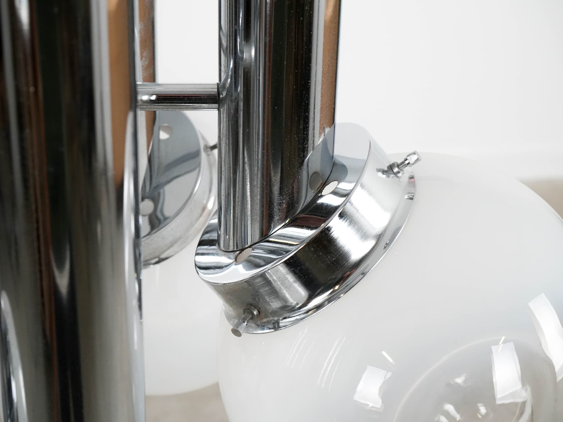 Żyrandol, chromowany metal, szkło dymione, Włochy, lata 70. - 159689