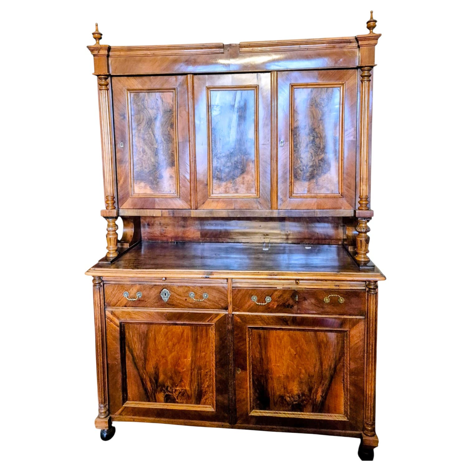 Kredens w stylu eklektycznym, okleina orzech, XIX w. - 160039