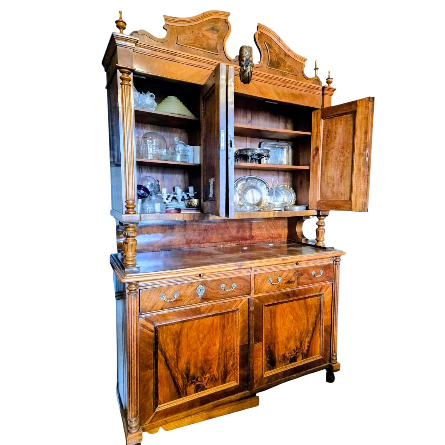 Kredens w stylu eklektycznym, okleina orzech, XIX w. - 160037