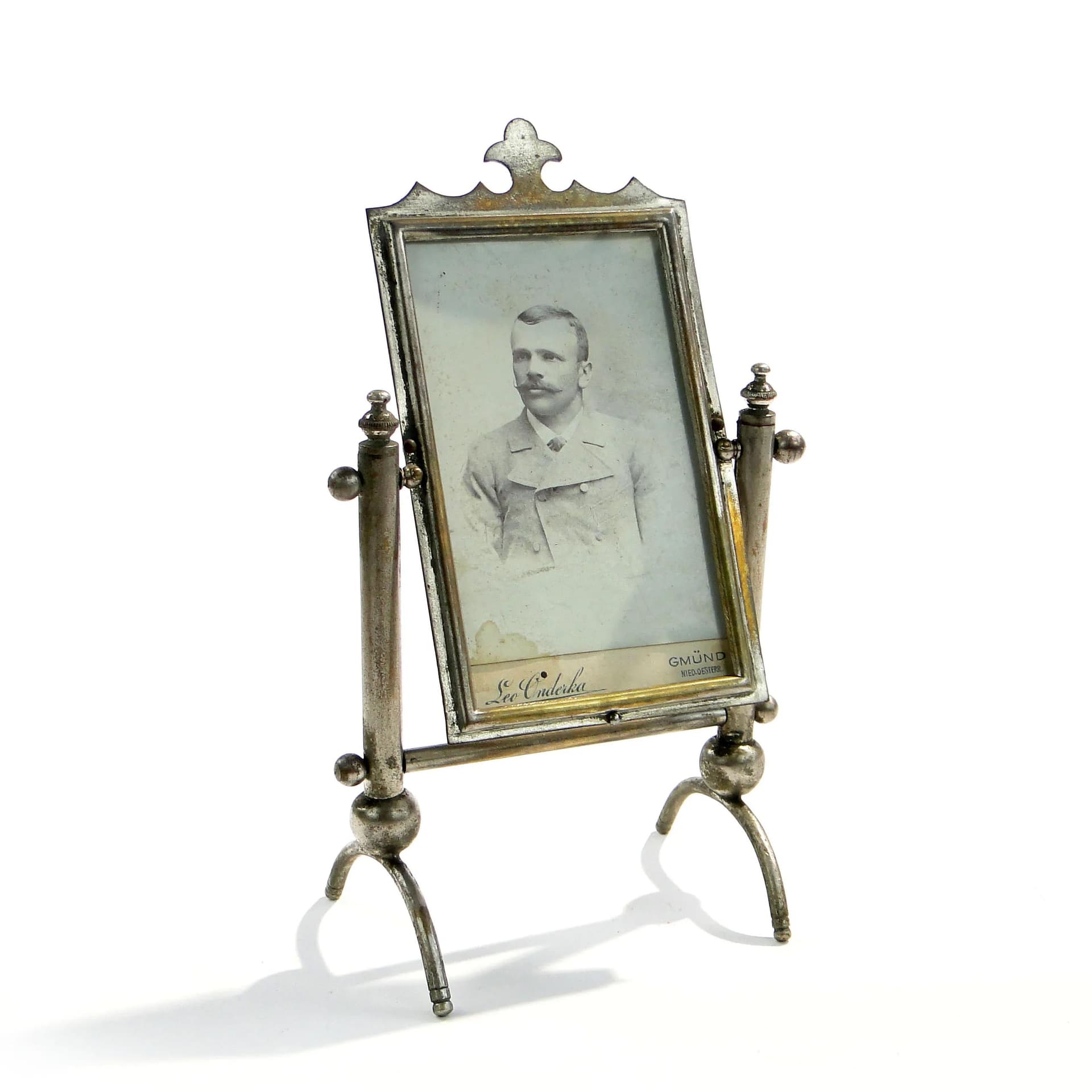 Photo Frame Art Nouveau, silver nickel-plated brass, early 20th c. - 160253