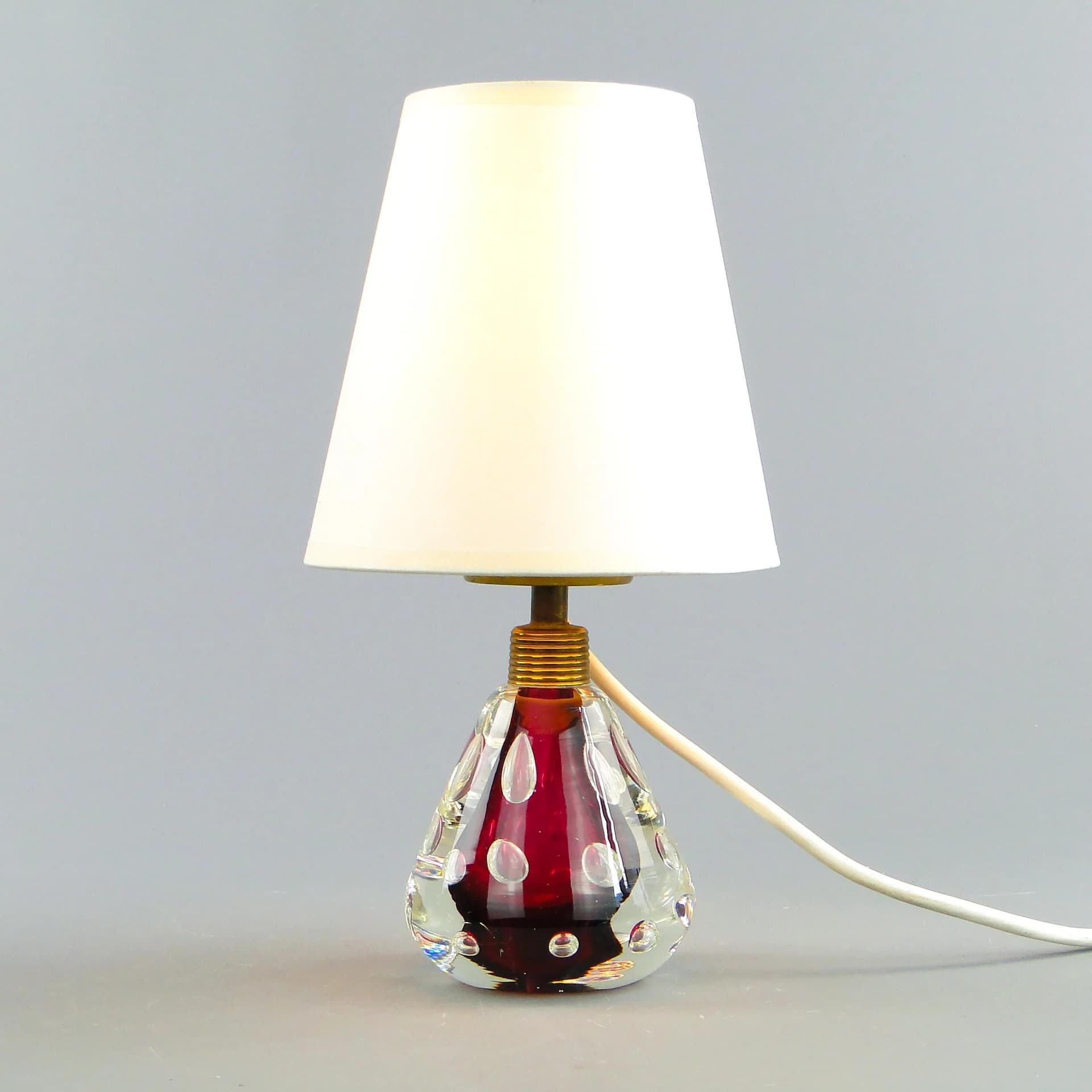 Table lamp, maroon glass, Val St Lambert, Belgium, 1960s. - 160230