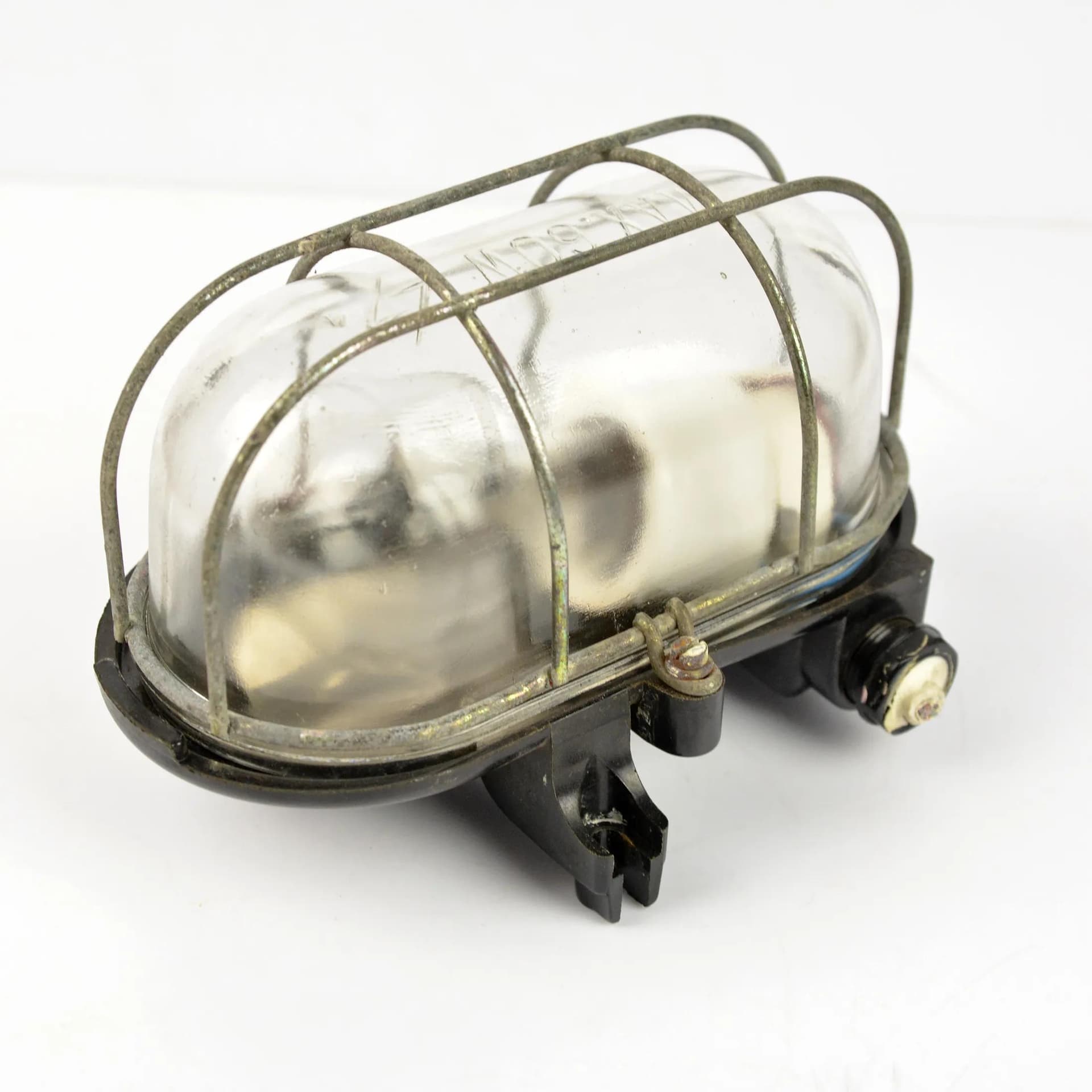 Kinkiet industrialny, szkło transparent, bakelit czarny, metal szary, Fabryki Materiałów Światłoczułych FOTON, Polska, lata 60. - 160842