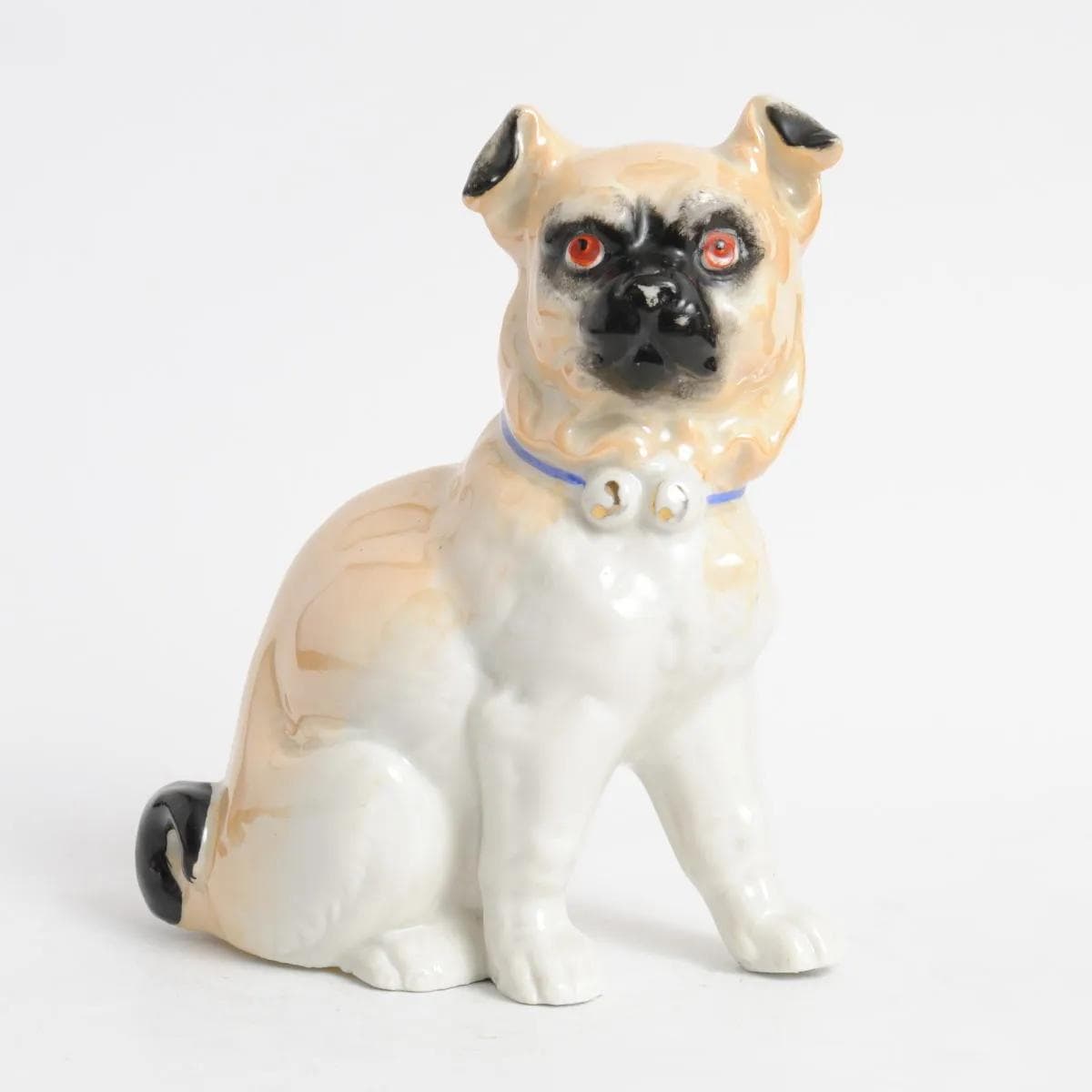 Pug figurine, ivory, porcelain, Germany, early 20th c. - 160266