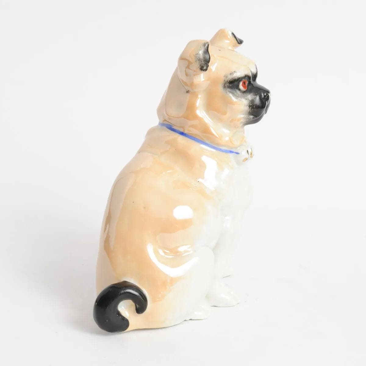 Pug figurine, ivory, porcelain, Germany, early 20th c. - 160268