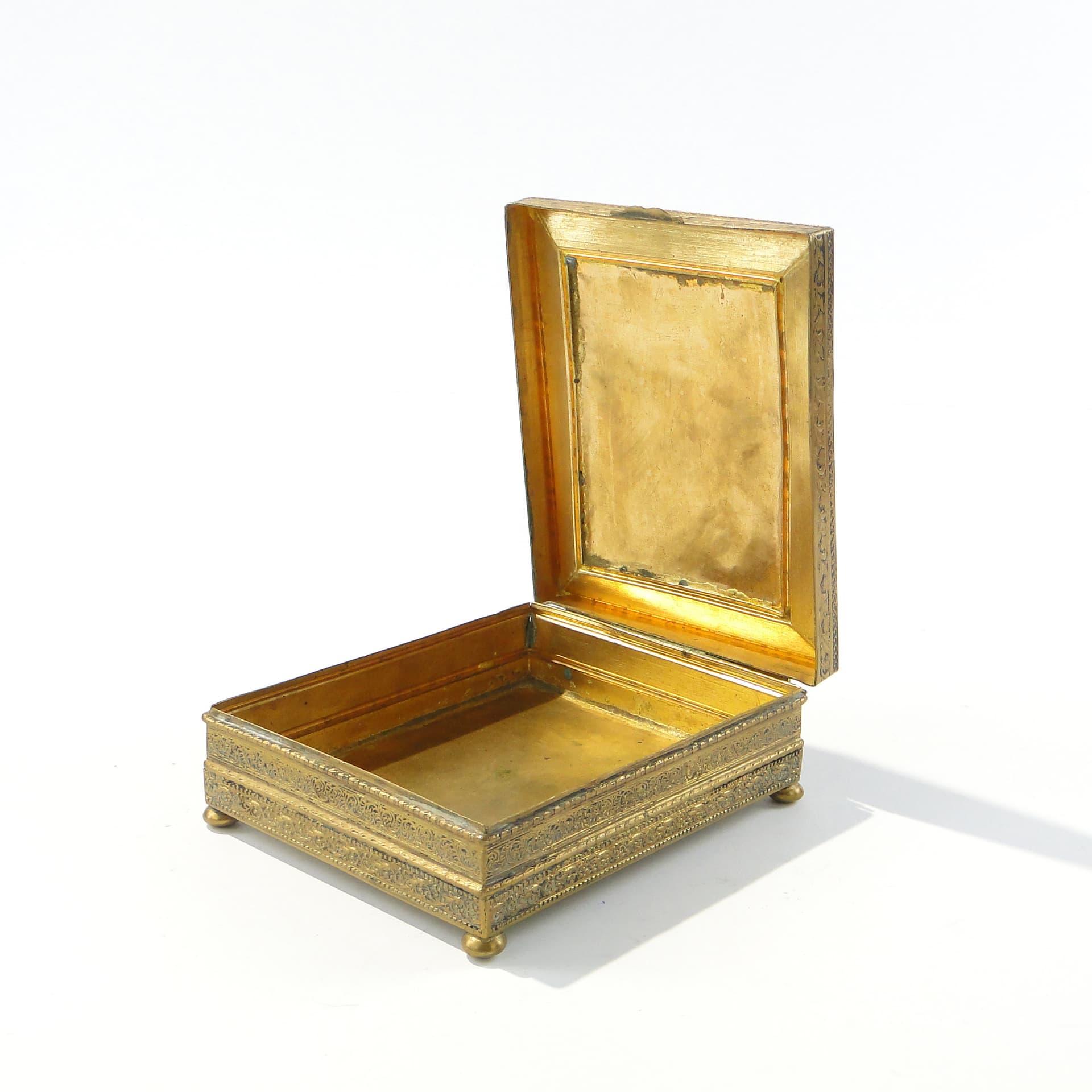 Francuskie, złocone pudełko na biżuterię - 160982