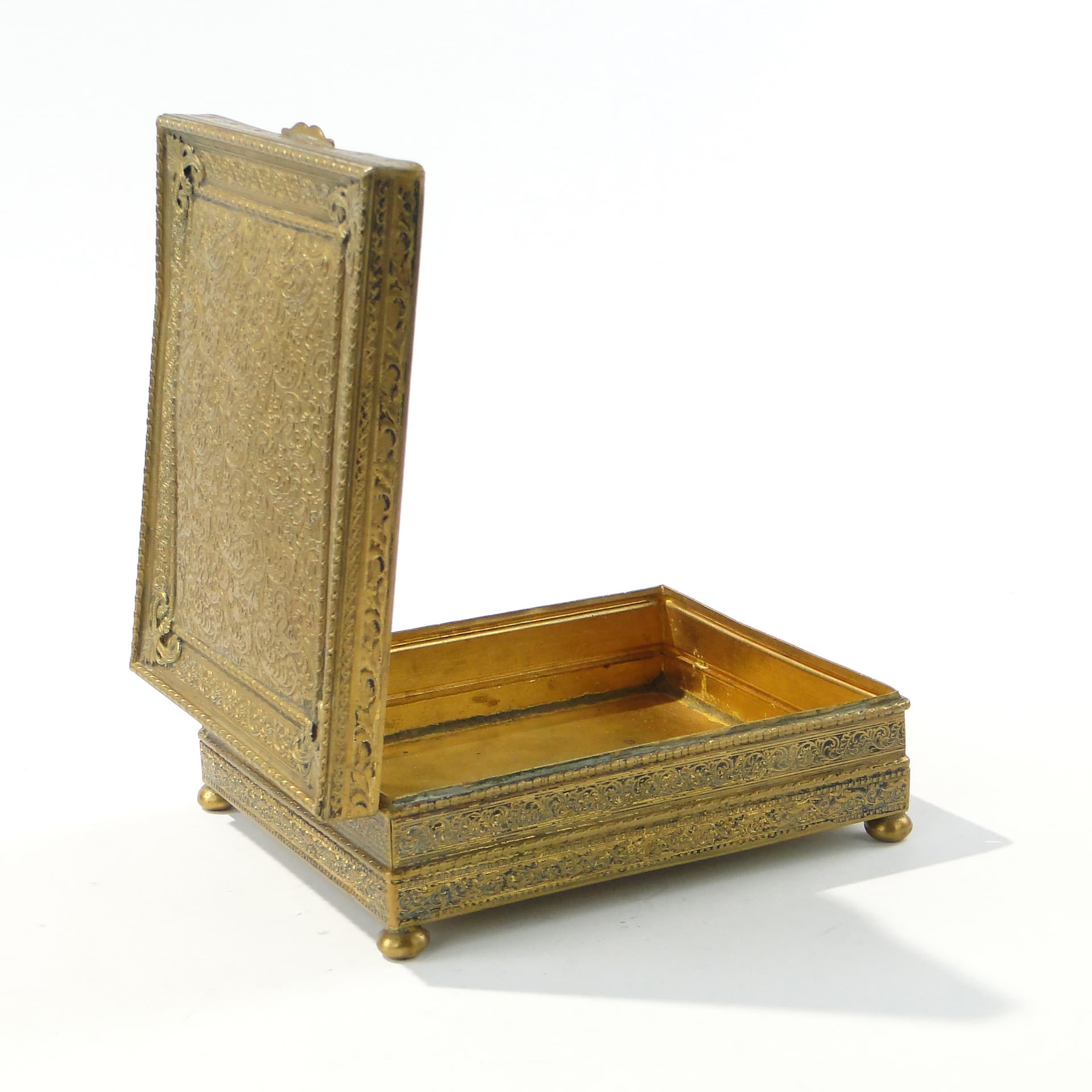 Francuskie, złocone pudełko na biżuterię - 160984