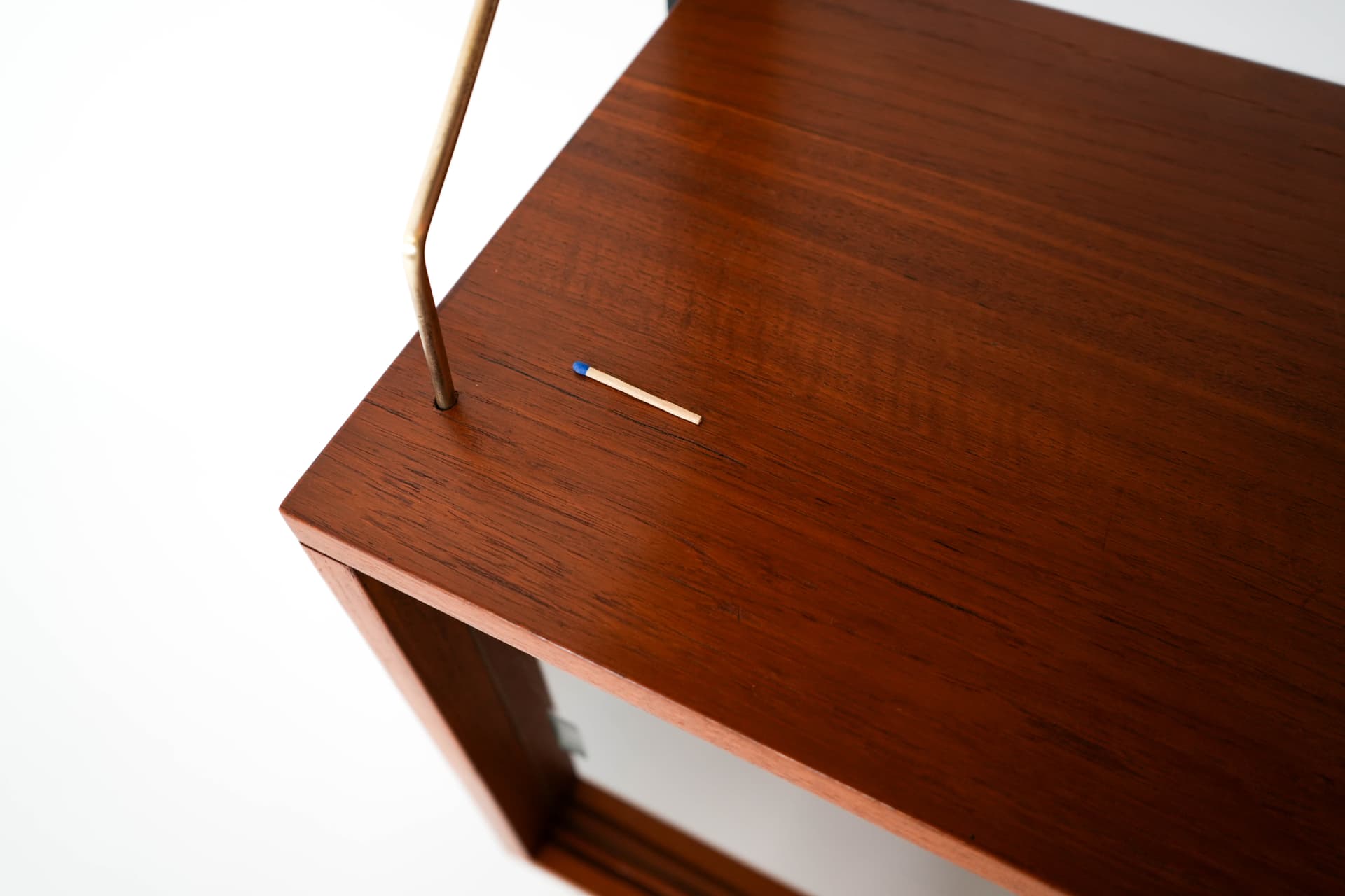 Regał systemowy, tek, metal czarny, szkło transparentny, Dania, lata 60. - 161053