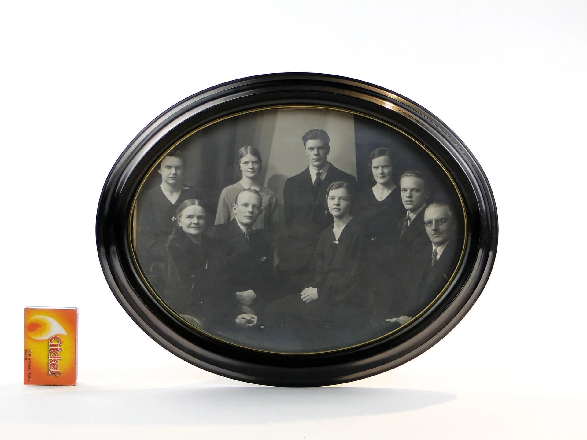 Photo Frame Art Deco, black ebonite, brass, Sweden, 1930s - 10300