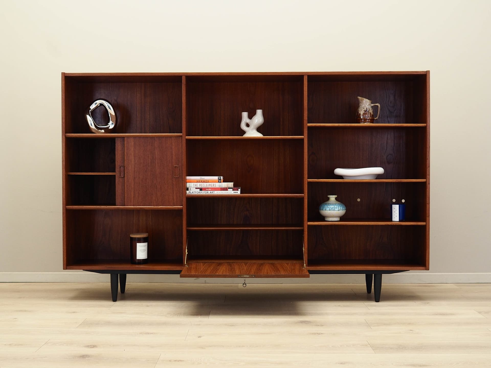Bookcase, brown teak, Denmark, 1970s. - 161182