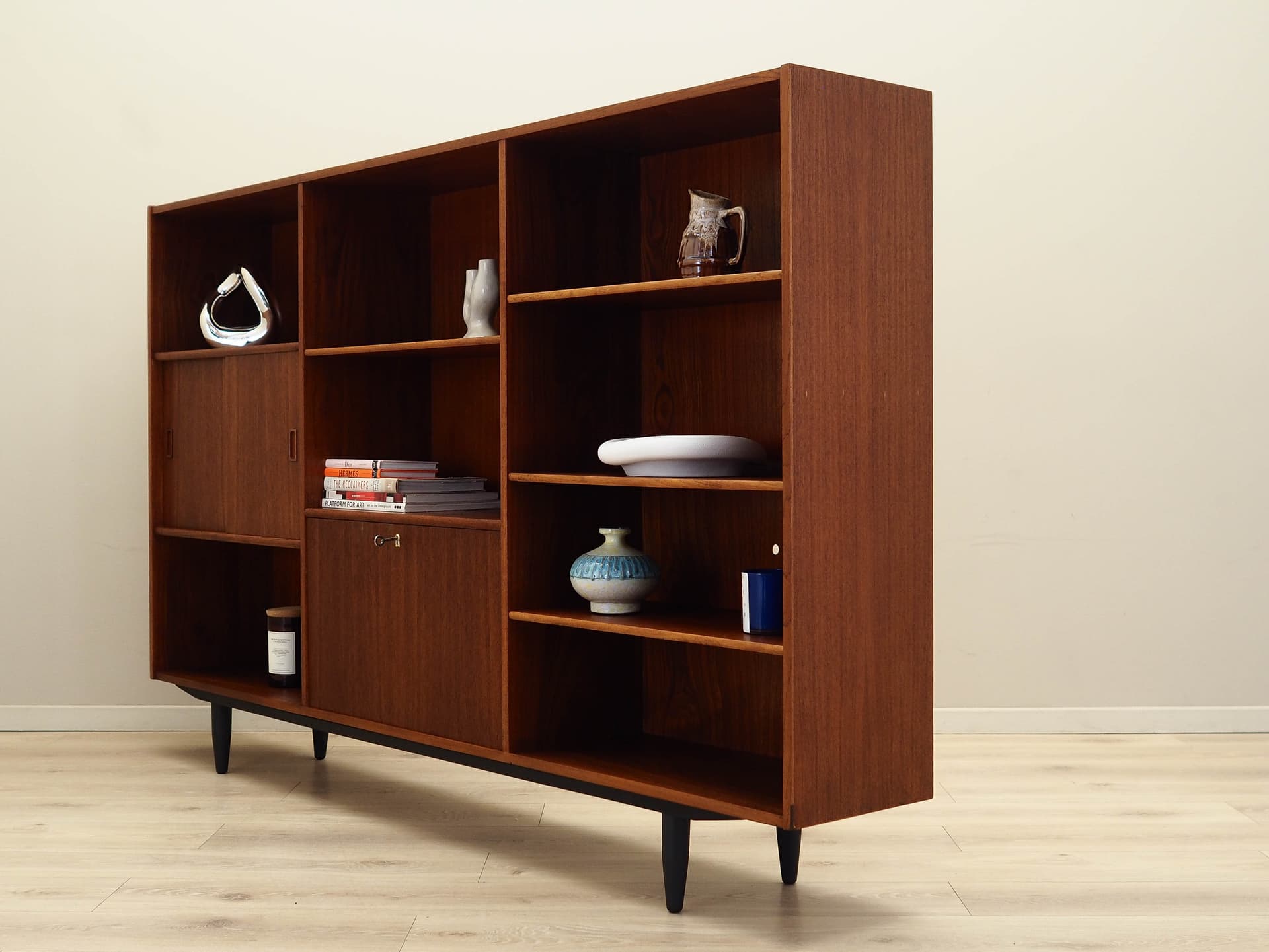 Bookcase, brown teak, Denmark, 1970s. - 161183