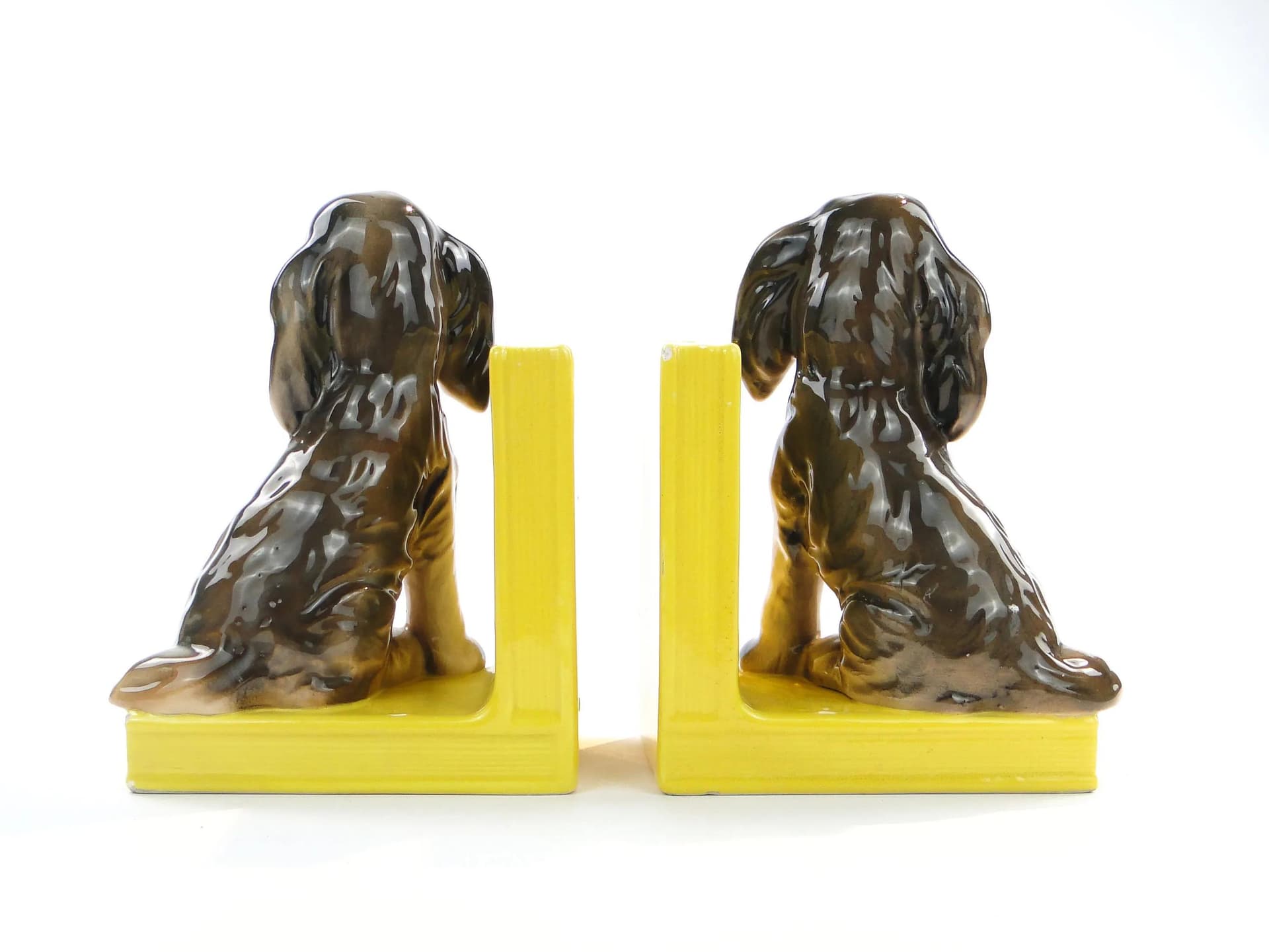 Pair of bookends, Art Deco, yellow ceramics, Czechoslovakia, 1930s. - 10288