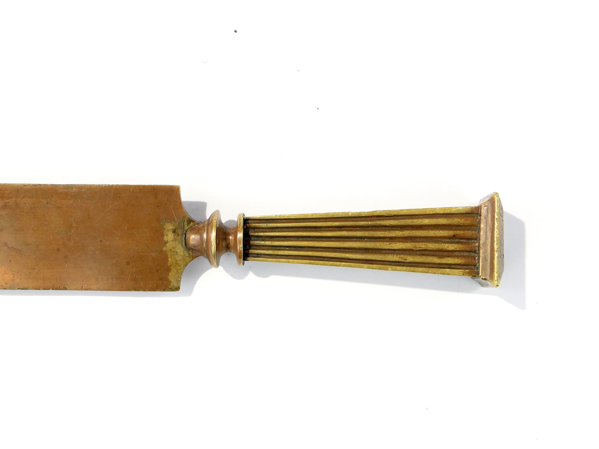 Eklektyczny nóż do listów Art deco o formie sztyletu - 161253