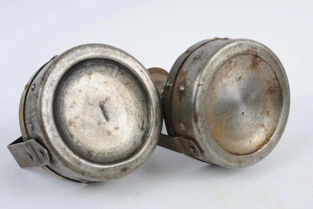 Świecznik i popielnica, stal szara, mosiądz złoty, proj. H. Berger, Goberg, Niemcy, początek XX w. - 161986