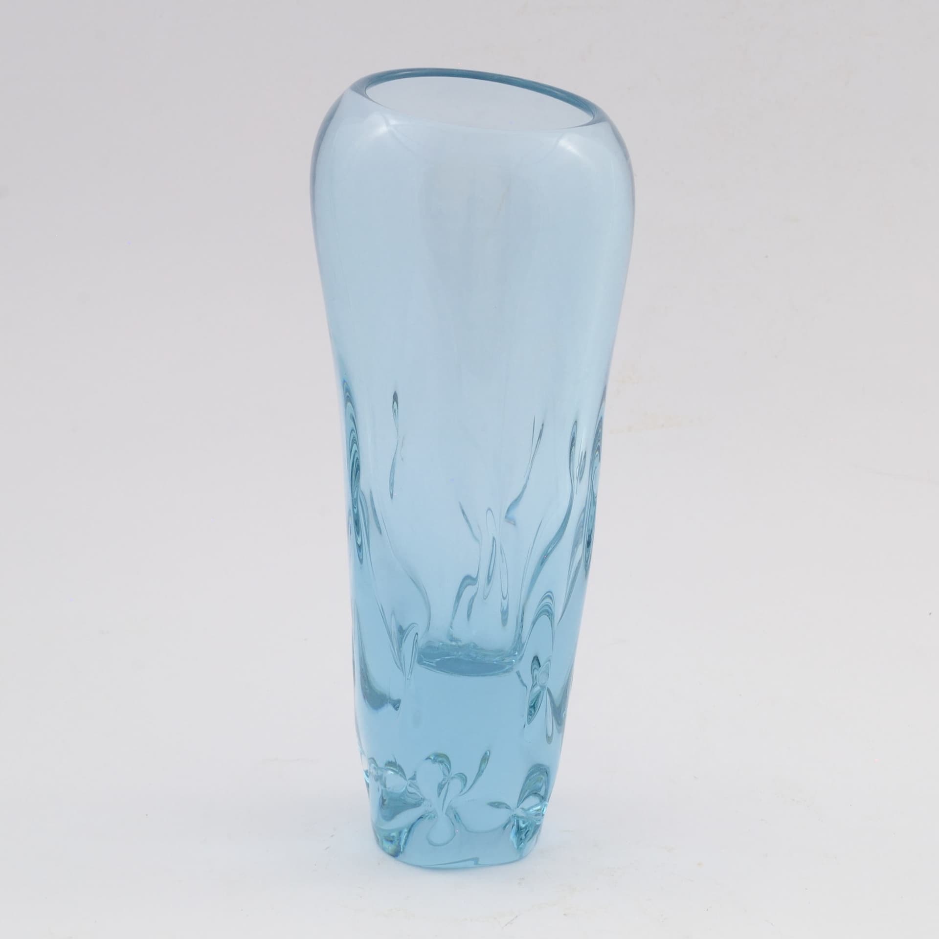 Neodymium Glass Vase, violet, by M. Klinger, Czechoslovakia, 1960s. - 161954