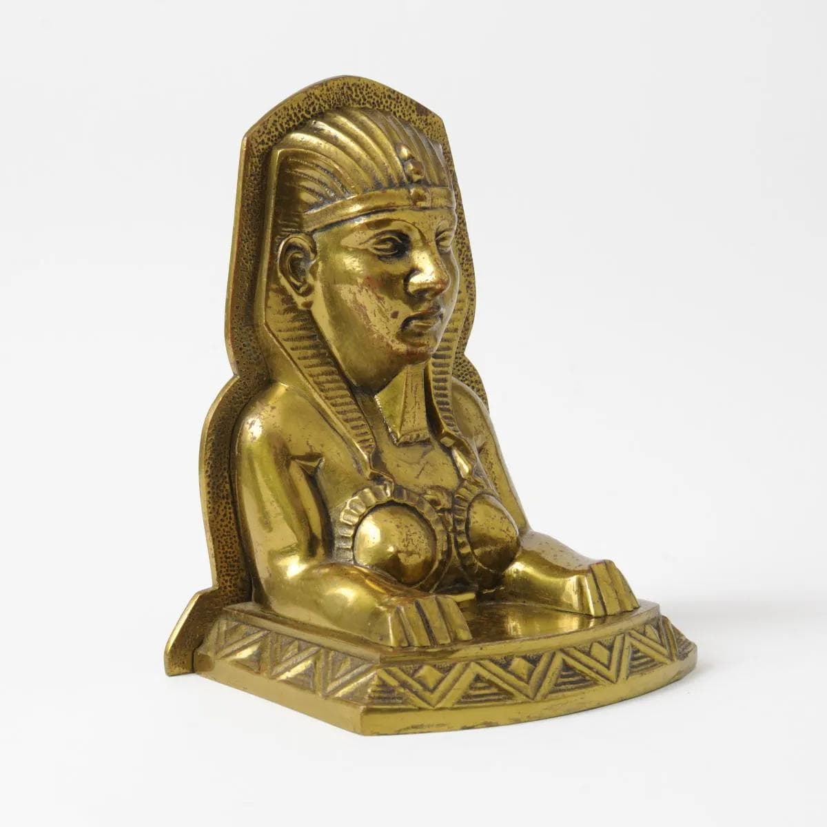 Bookend Sphinx, golden brass, France, 1920s. - 161921