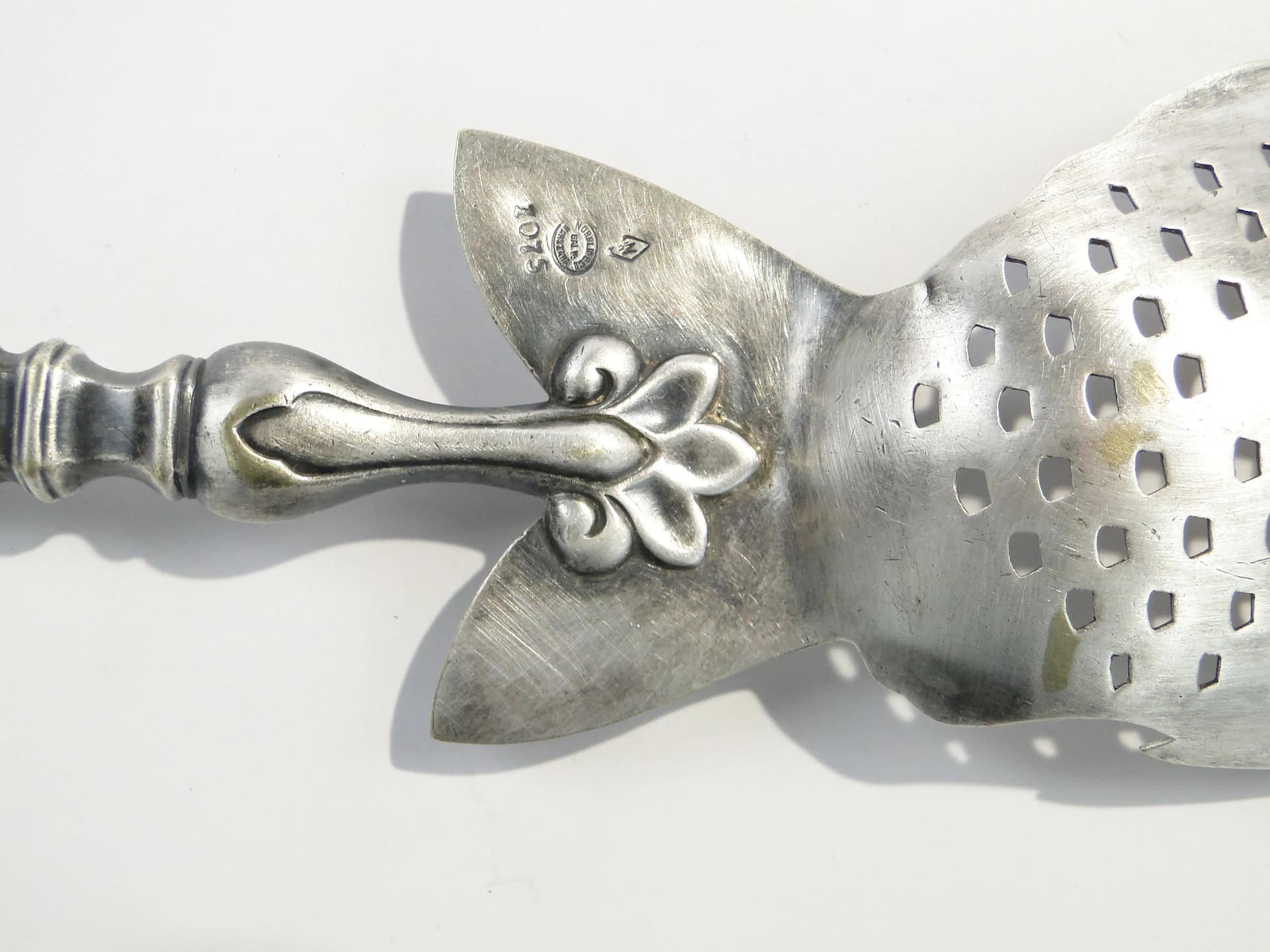 Łopatka do serwowania ryb, secesja, biały metal platerowany srebrem, Norblin, Polska, lata 20. - 163814