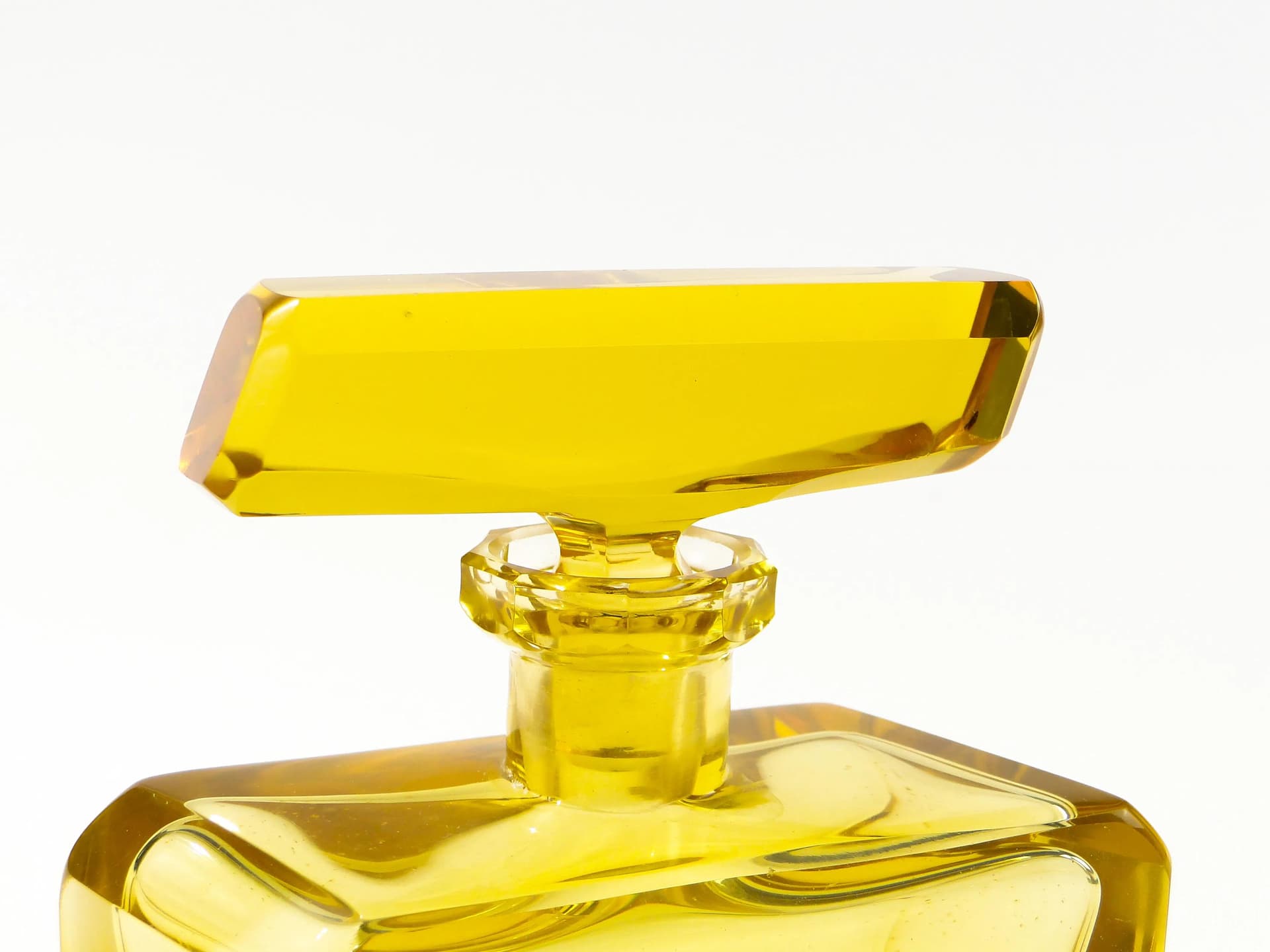 Flakon na perfumy sześciokątny, szkło kryształowe transparent, Moser, Czechy, lata 30. - 163785