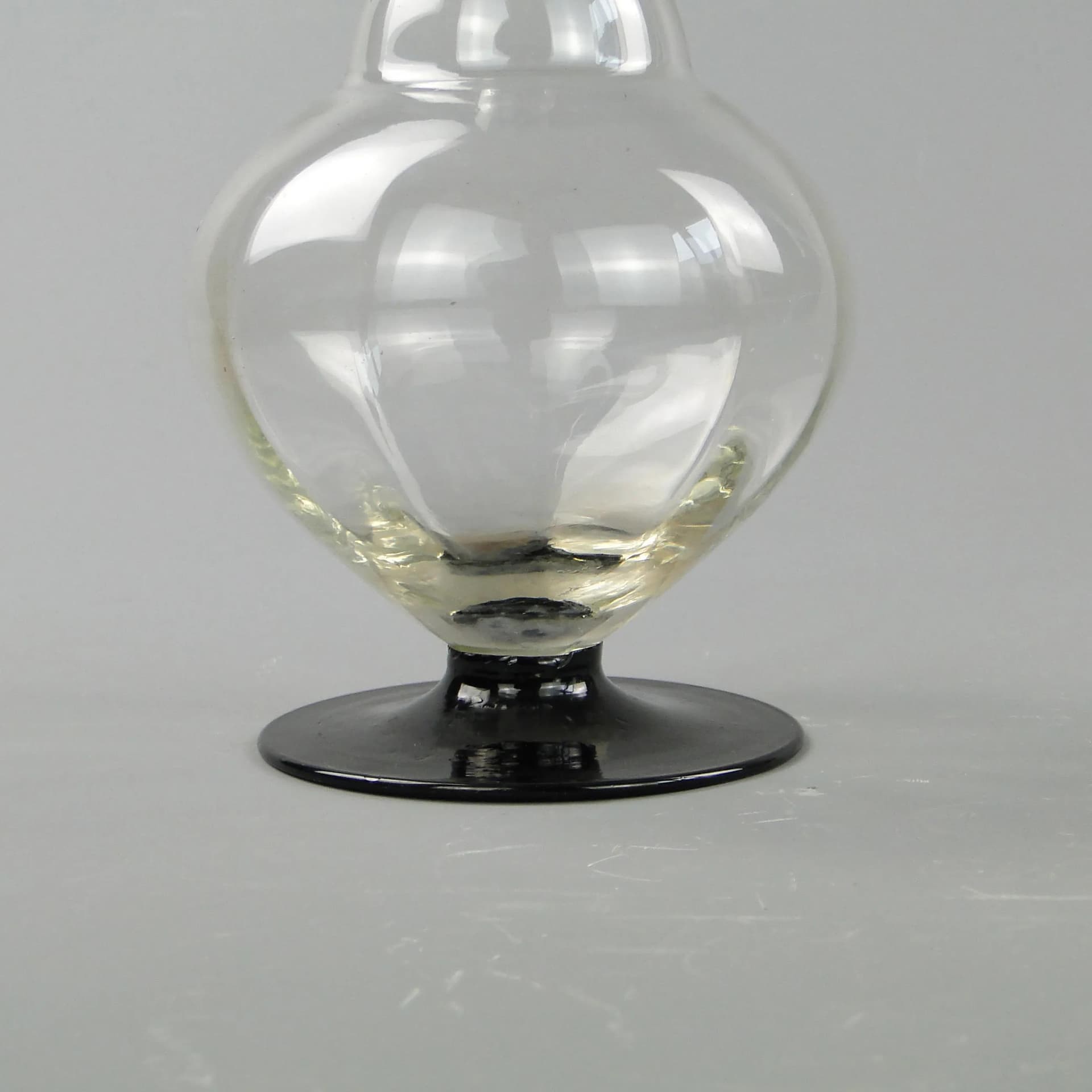 Karafka Art Deco, szkło transparentne, Polska, lata 30. - 163778