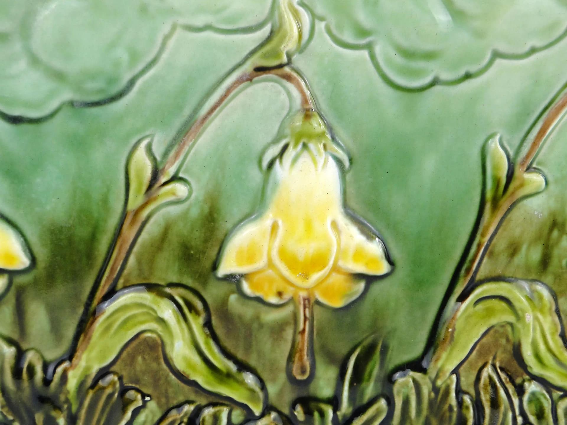 Art Nouveau jardiniere, multicolor, ceramics, Austria, early 20th c. - 10390