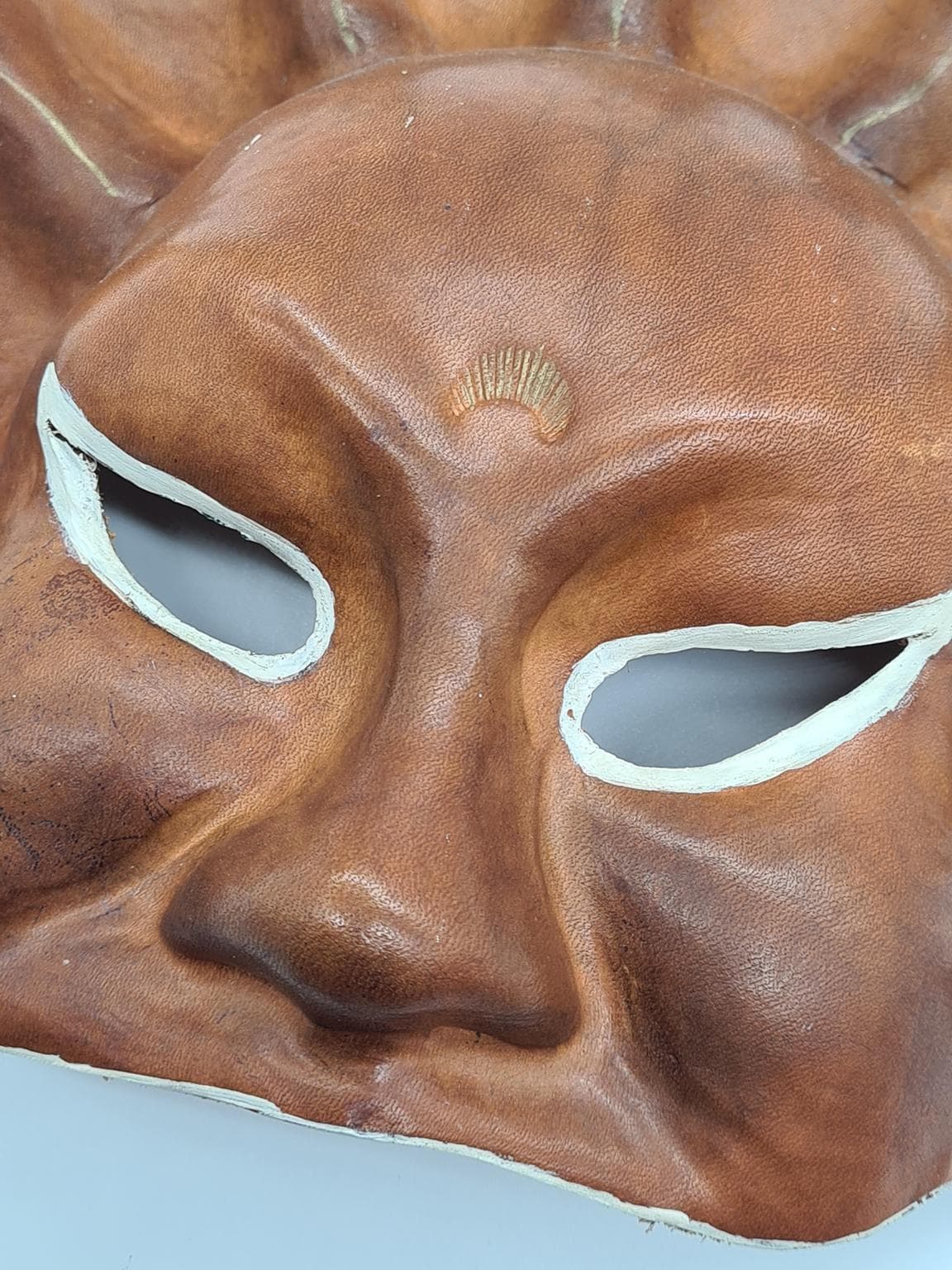 Maska ścienna Słońce, brązowy, skóra, lata 70. - 161327