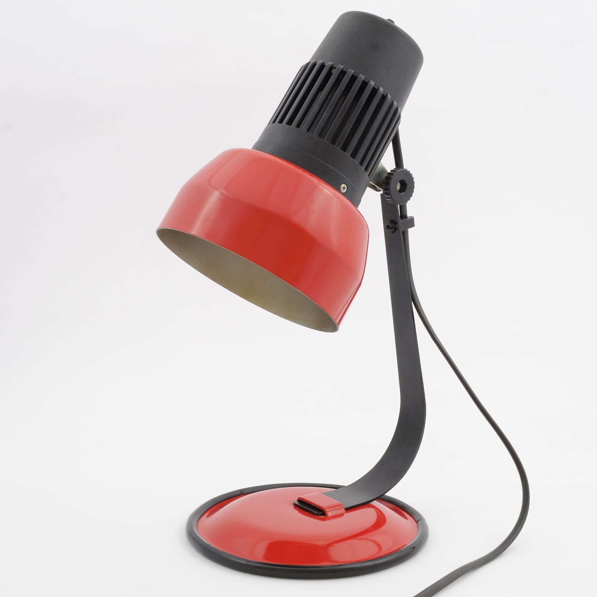 Desk lamp Lyskaer, red metal, Denmark, 1980s. - 161719