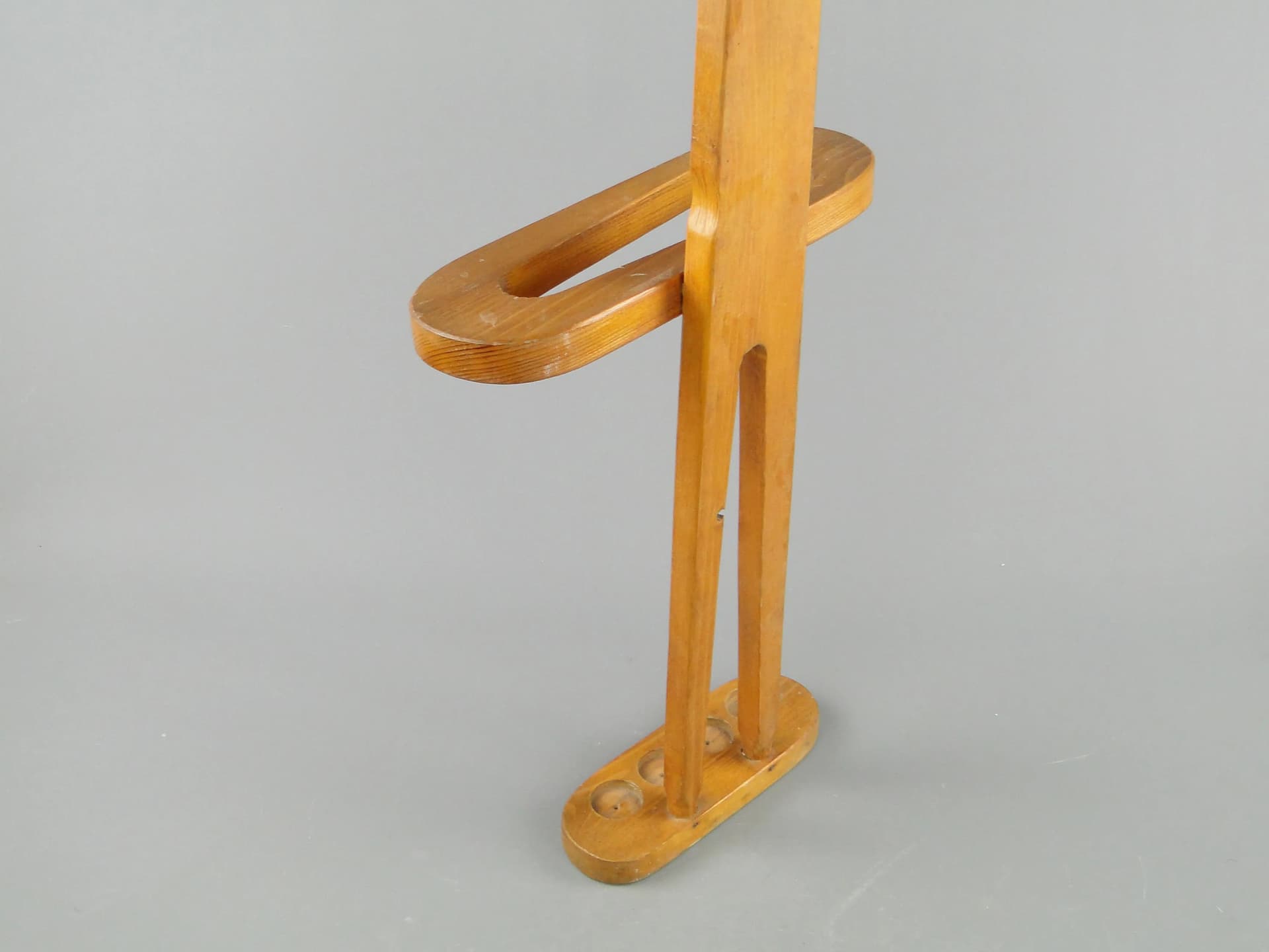 Stojak na parasole, drewno jasnobrązowe, proj. W. Wincze, Polska, lata 40. - 163530