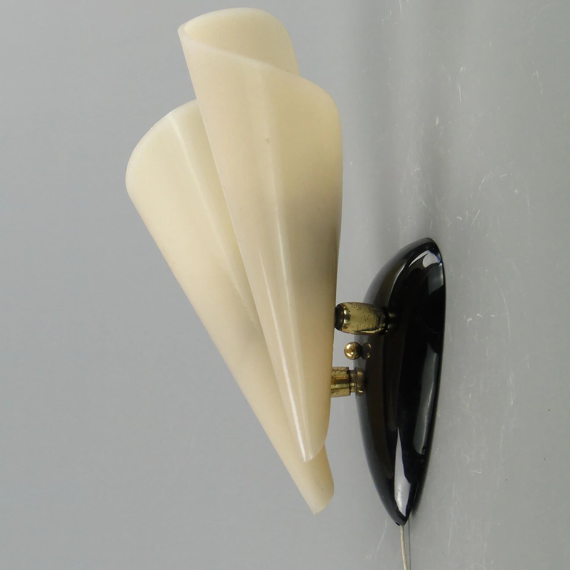 Two-arm wall sconce, cream brass, black plastic, Stilnovo, Italy, 1950s - 163447