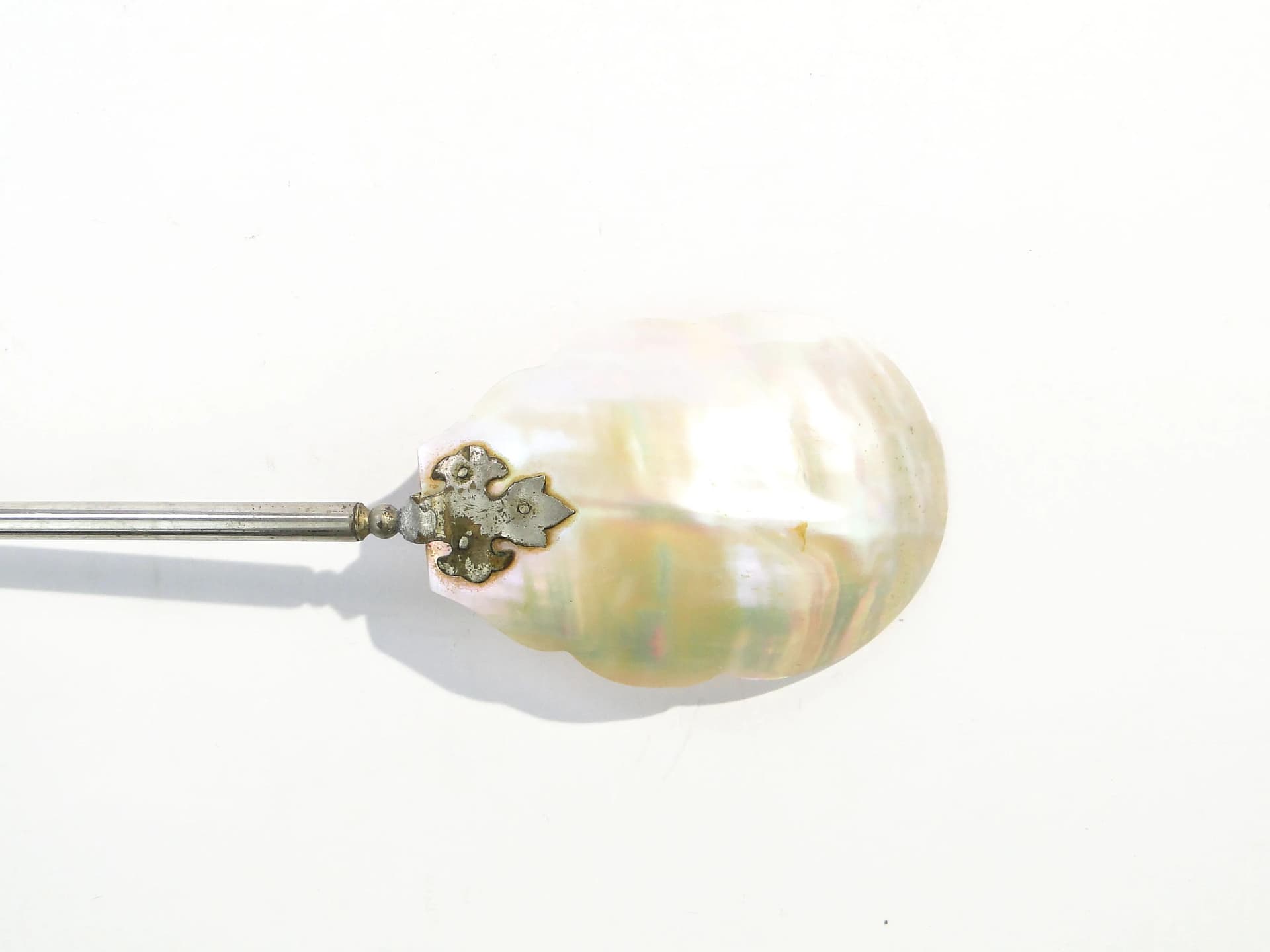Serving Spoon, beige shell, silver-plated brass, Austria, 1890s - 163440