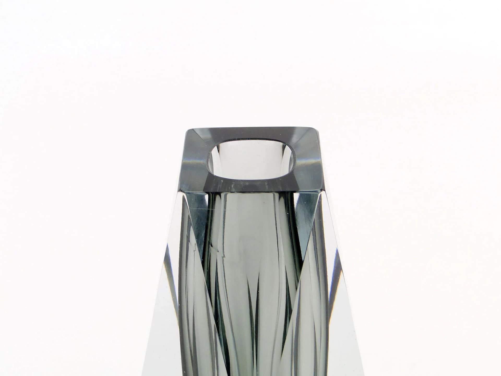 Wazon kryształowy, szary, Niemcy, lata 50. - 10476