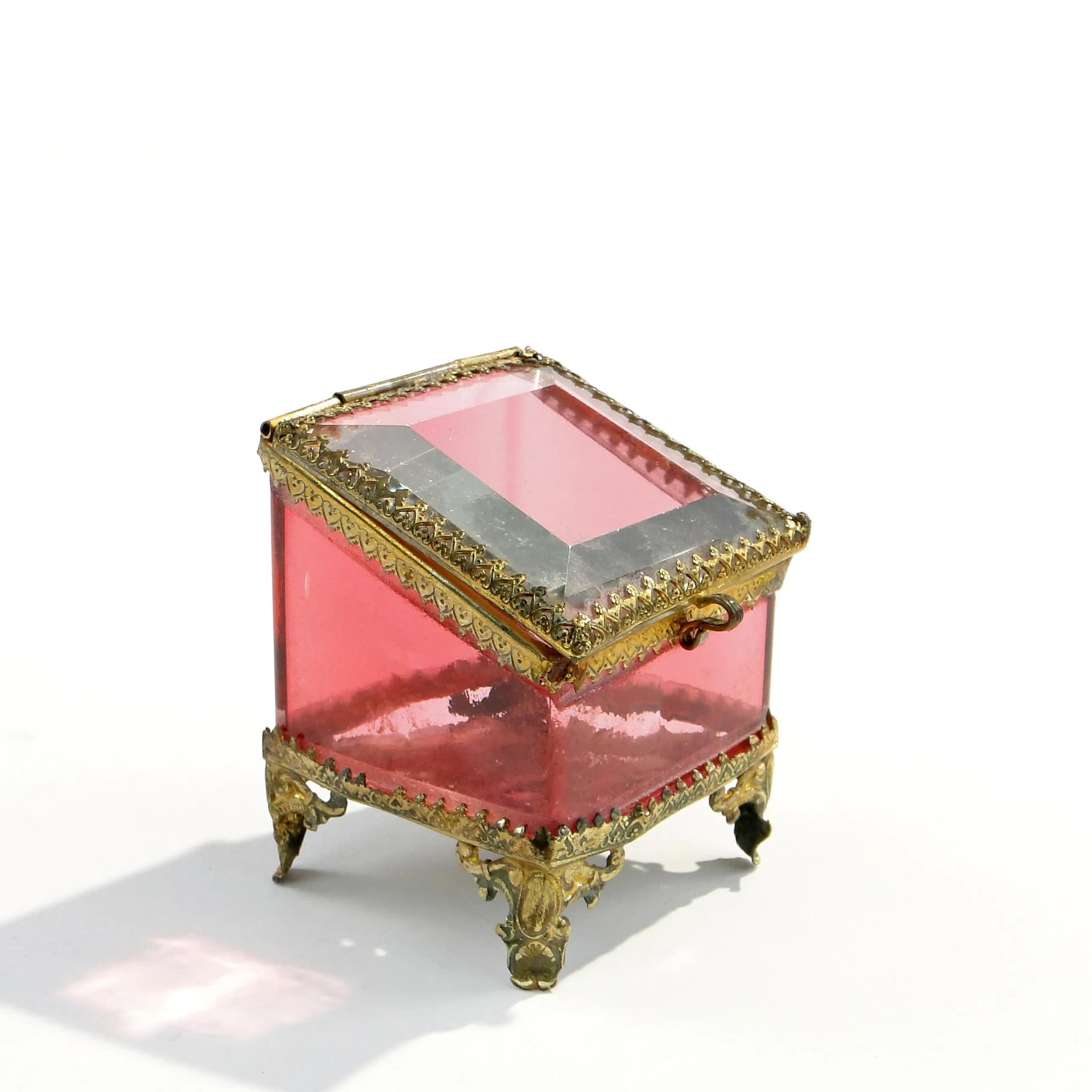 Pudełko na biżuterię, różowe, szkło kryształowe, Austria, XIX w. - 163293