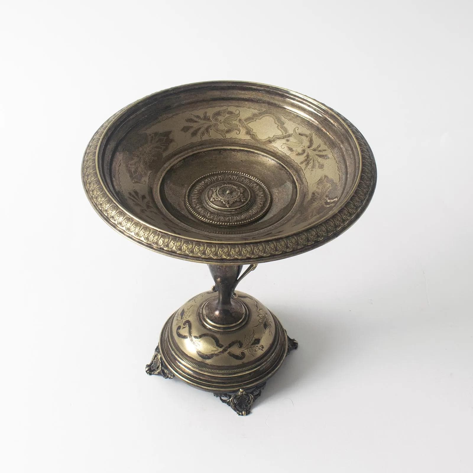 Neoclassical centerpiece bowl, silver, metal, Sweden, early 20th c. - 161516