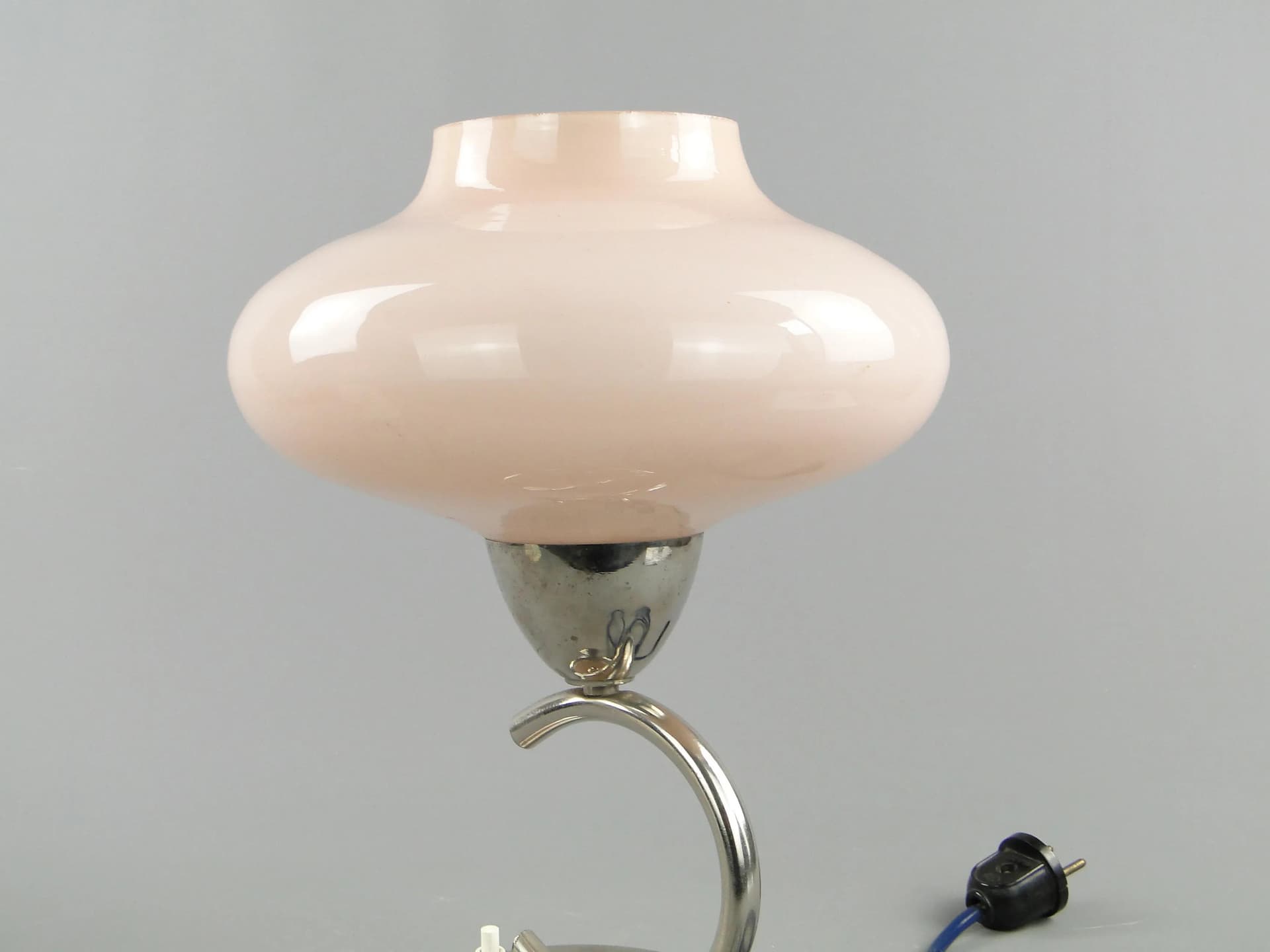 Table Lamp, Art Deco, nickel-plated steel, pink glass, Poland, 1930s. - 163225