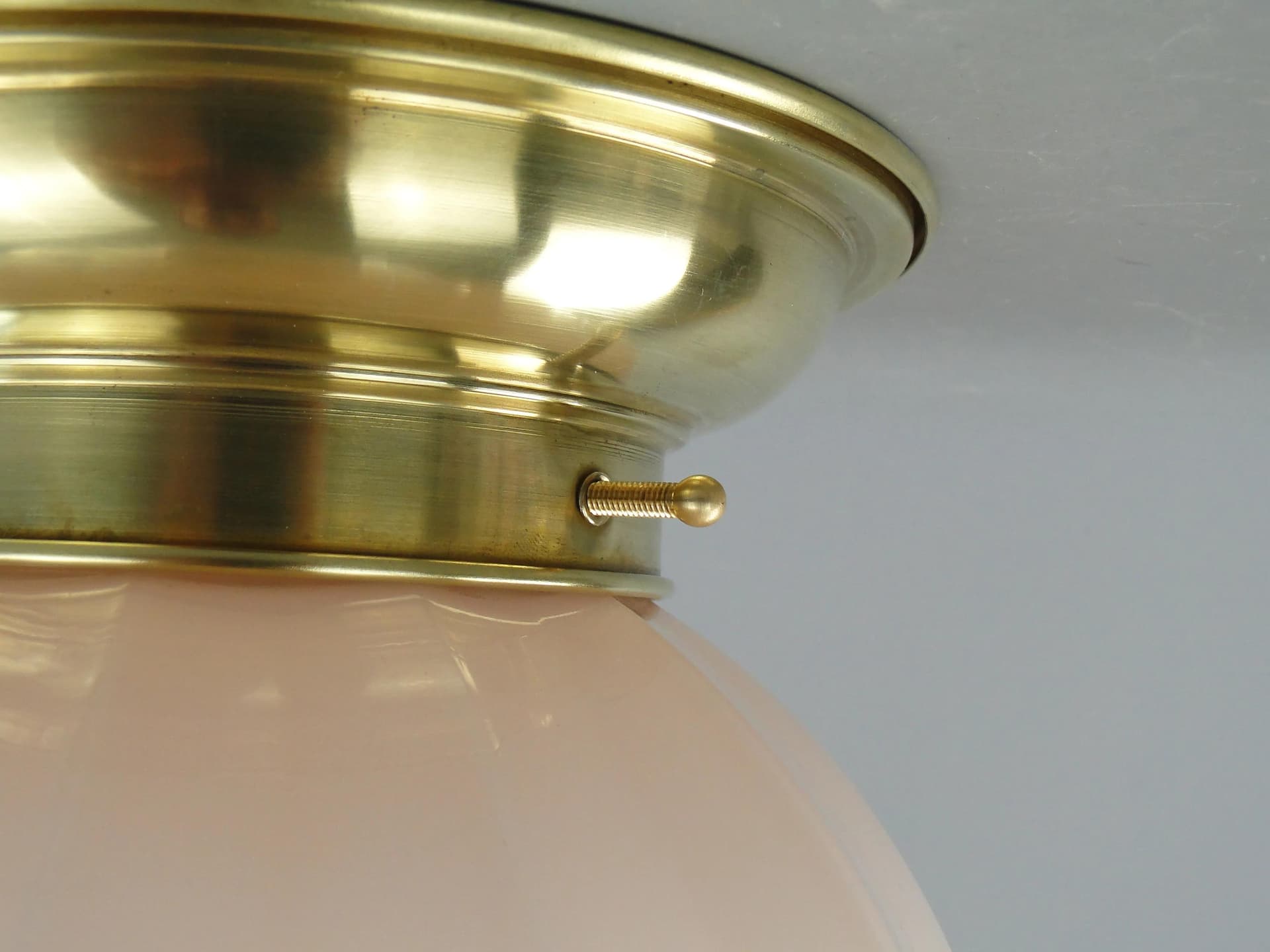 Eclectic ceiling light, pink glass, brass, Poland, 1940s. - 163213