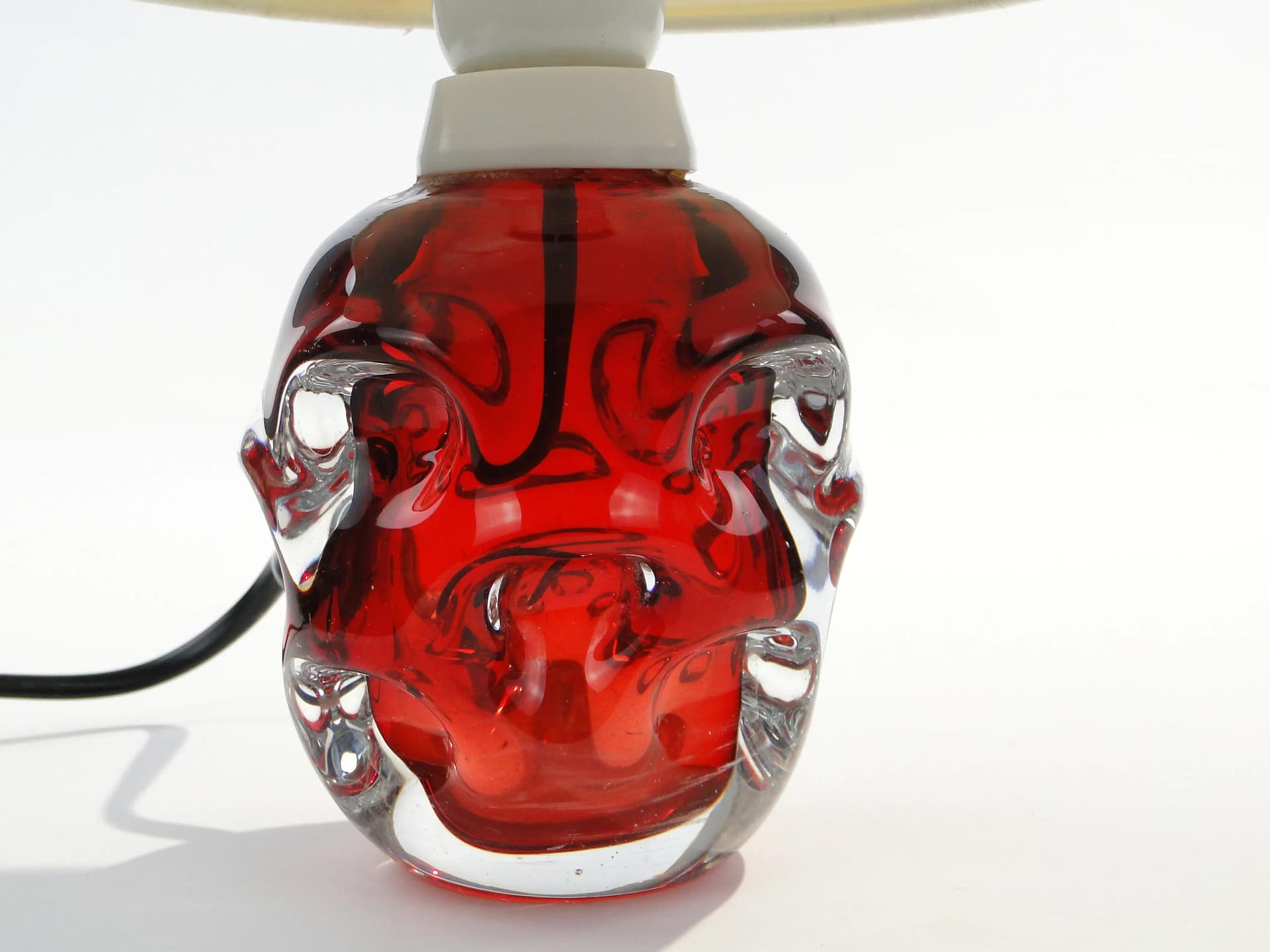 Lampa stołowa, szkło czerwony, Val St Lambert, Belgia, lata 60. - 163150