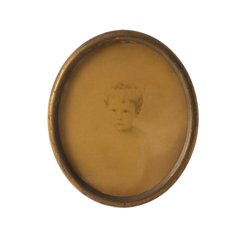 Oval Picture Frame, golden brass, Belgium, 19th c.