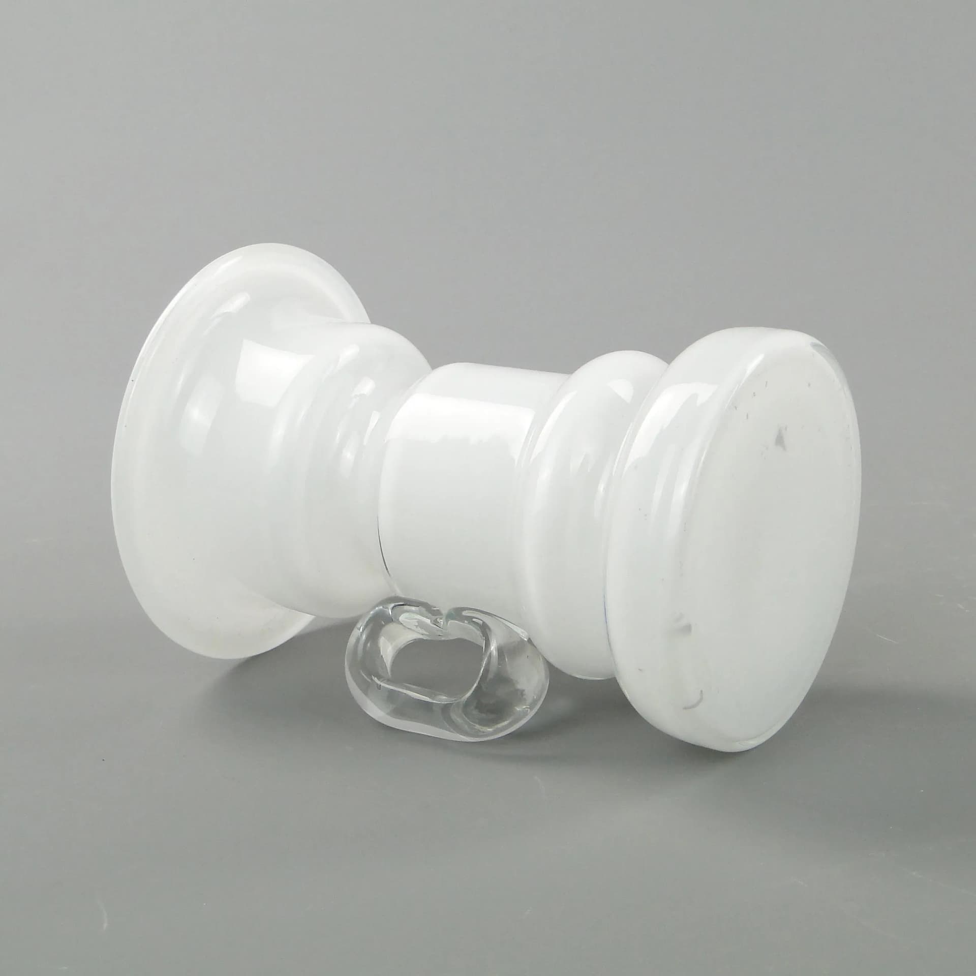 Wazon z uchem, szkło biały, szkło transparentny, proj. J. Słuczan-Orkusz, Polska, lata 80. - 162949