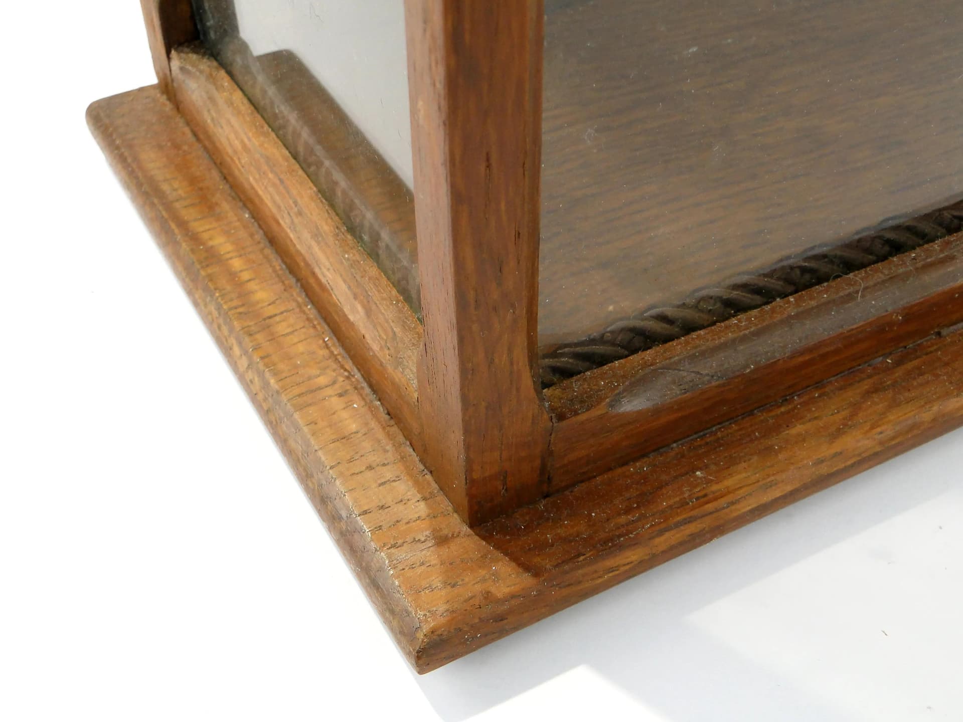 Gablotka, mahoń brązowy, szkło transparentne, Francja, lata 40. - 162878