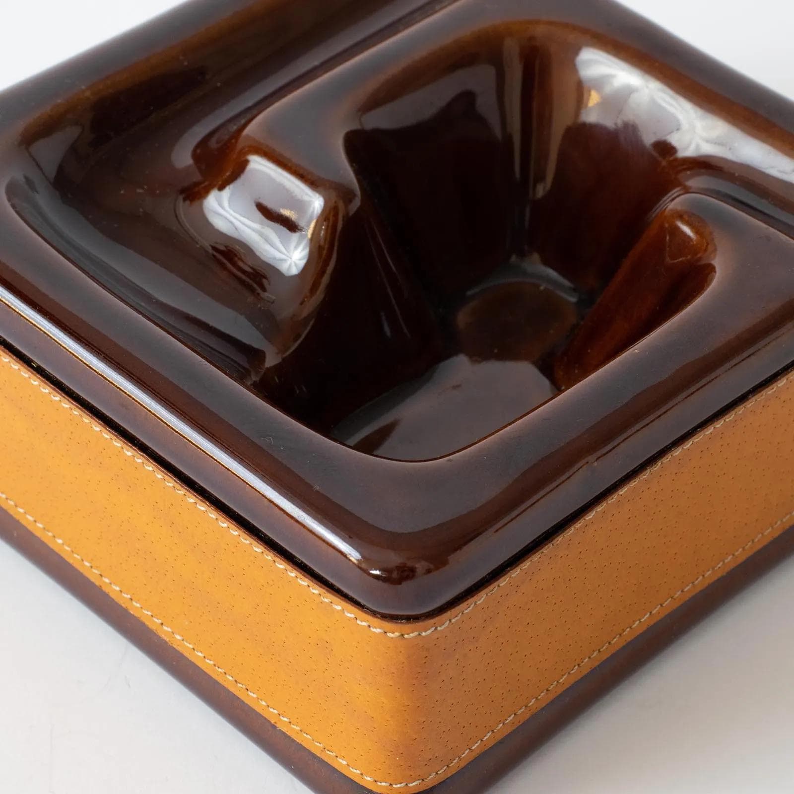 Pipe ashtray, brown, ceramic, leather, 1970s - 162251