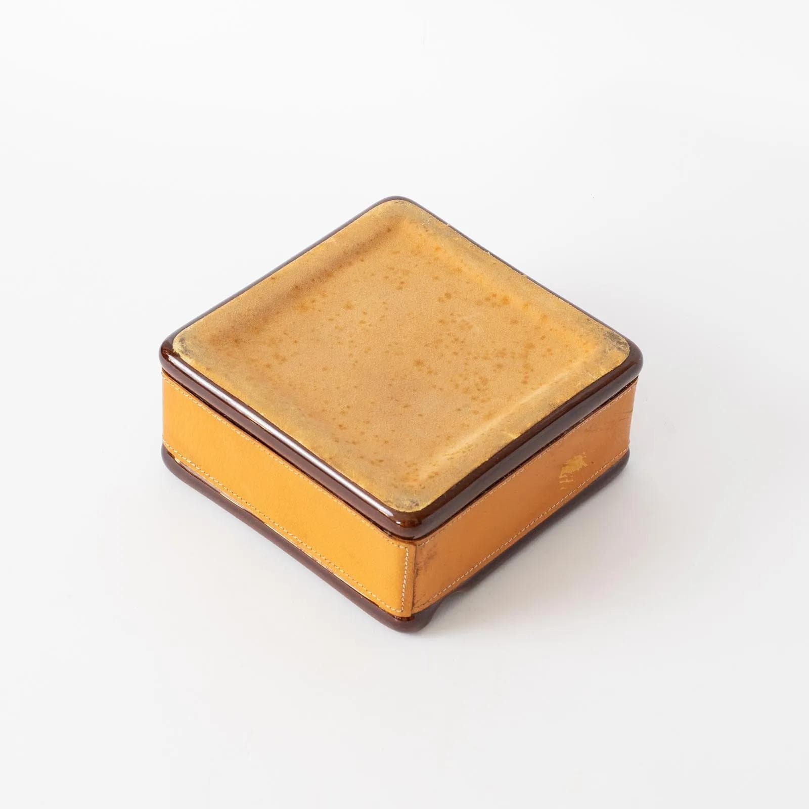 Pipe ashtray, brown, ceramic, leather, 1970s - 162252