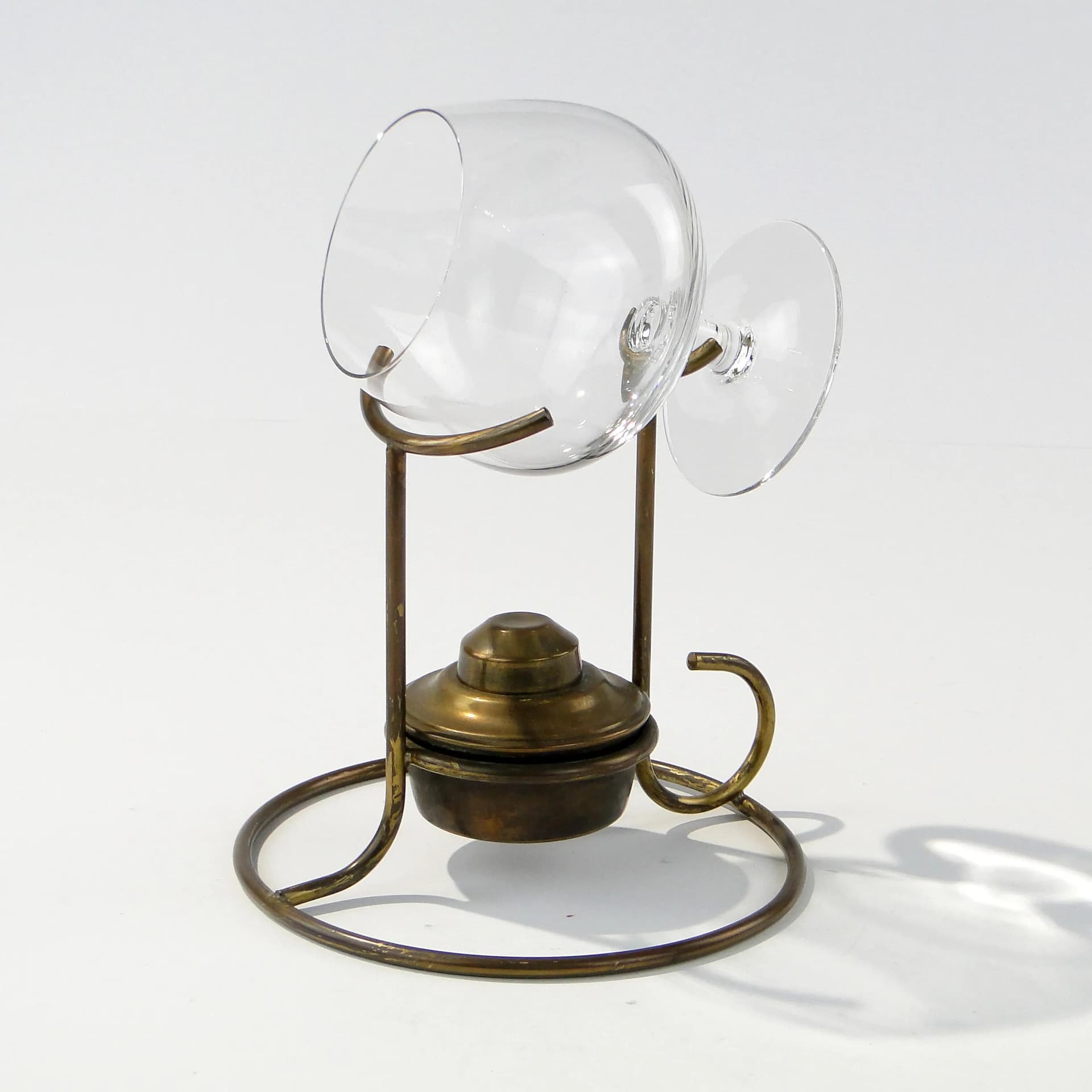 Podgrzewacz do brandy z kieliszkiem, mosiądz złoty, szkło przezroczyste, Anglia, lata 40. - 162726