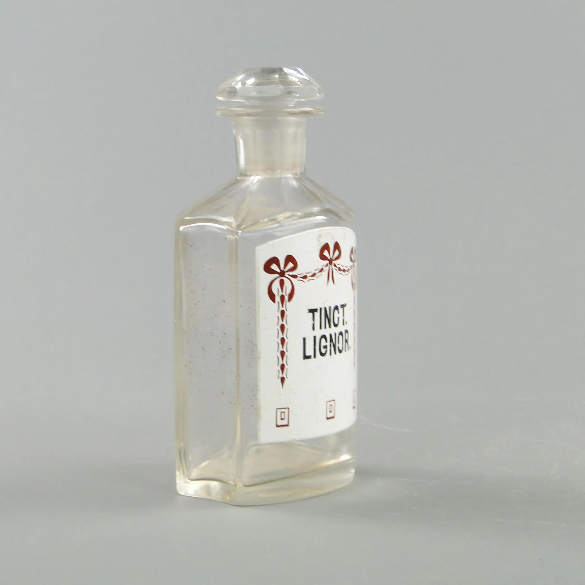 Butelka apteczna, Art Nouveau, kryształ transparentny, Austria, początek XX w. - 162579