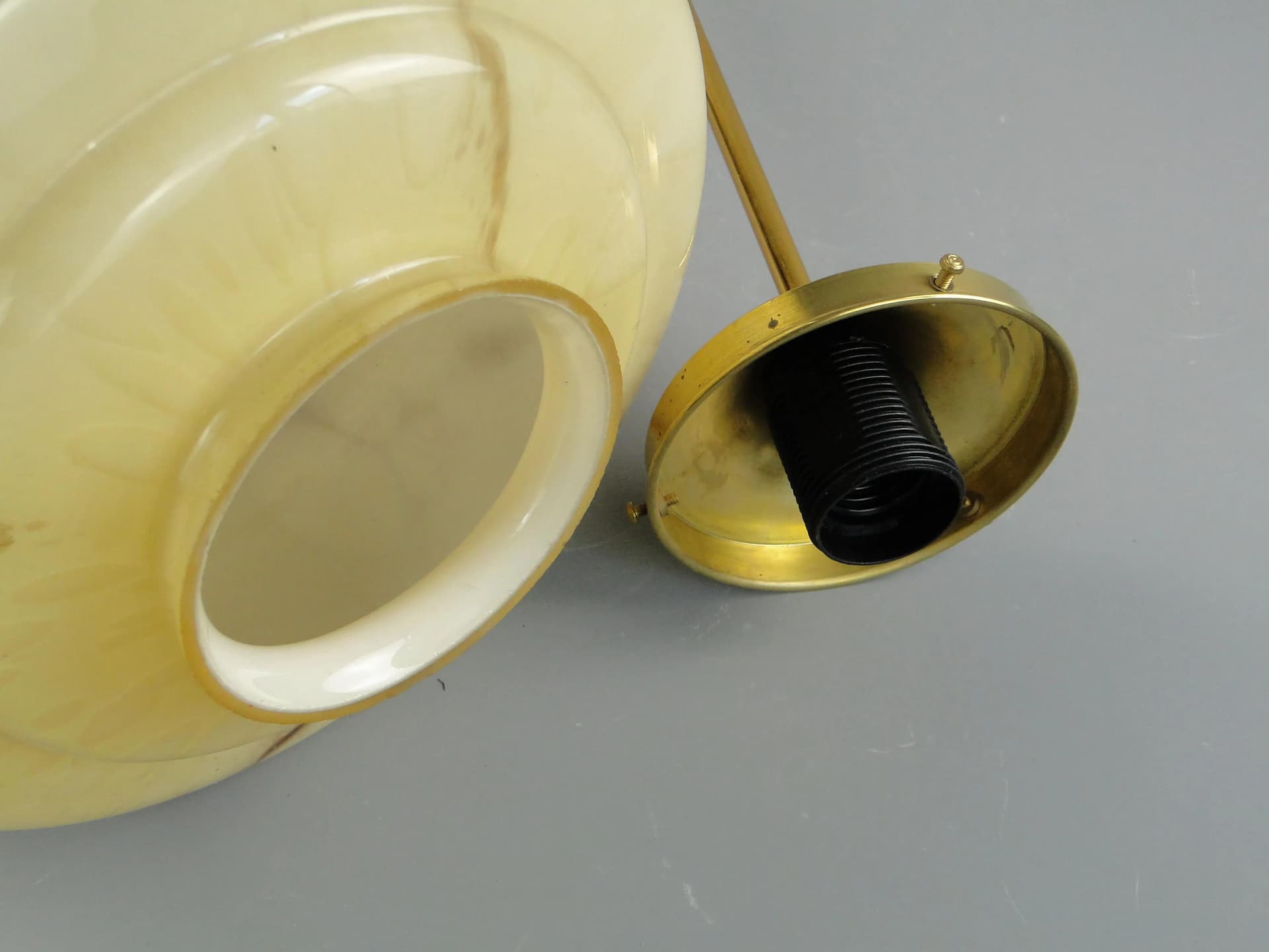 Pendant lamp Art Deco, ivory glass, brass, Poland, 1920s. - 162507