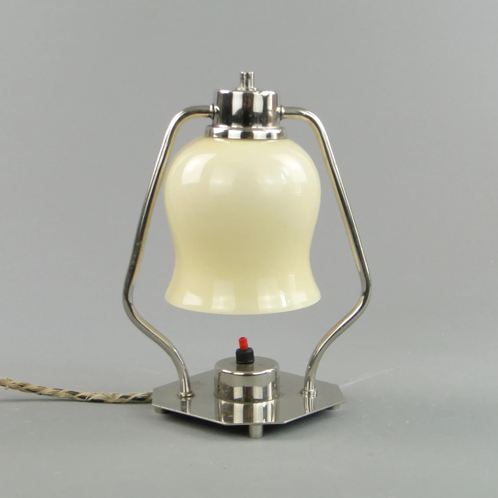 Table lamp Art Deco, ivory white glass, chrome, Poland, 1930s. - 162486